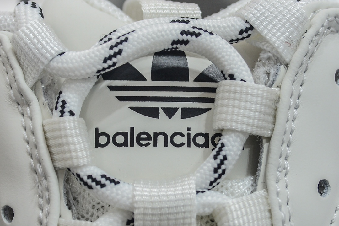 Balenciaga Triple S Sneaker x Adidas in White、mysite、Cacoeks