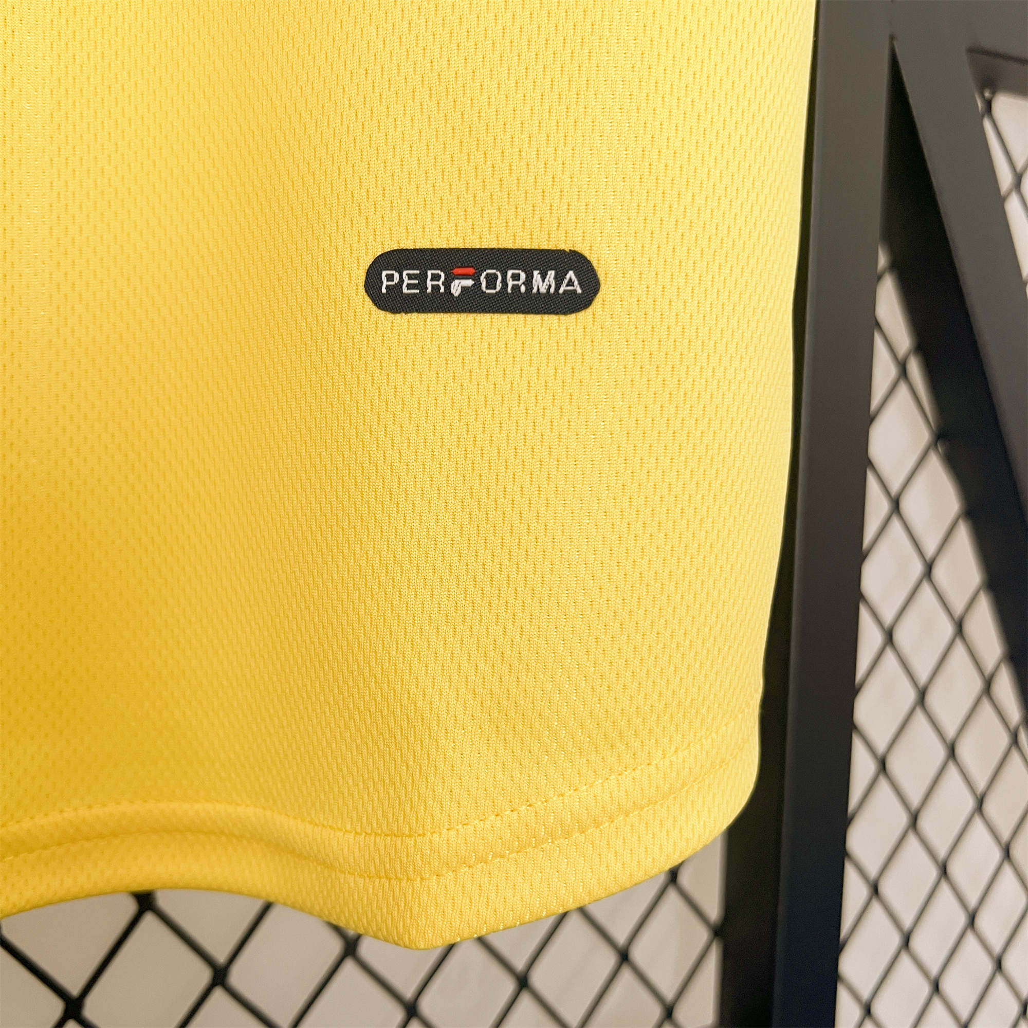 ManixJersey.com | Retro S-c-o.t l.a-n.d 2002 Away Jersey -Customize Name, Number and Patch | Worldwide Shipping