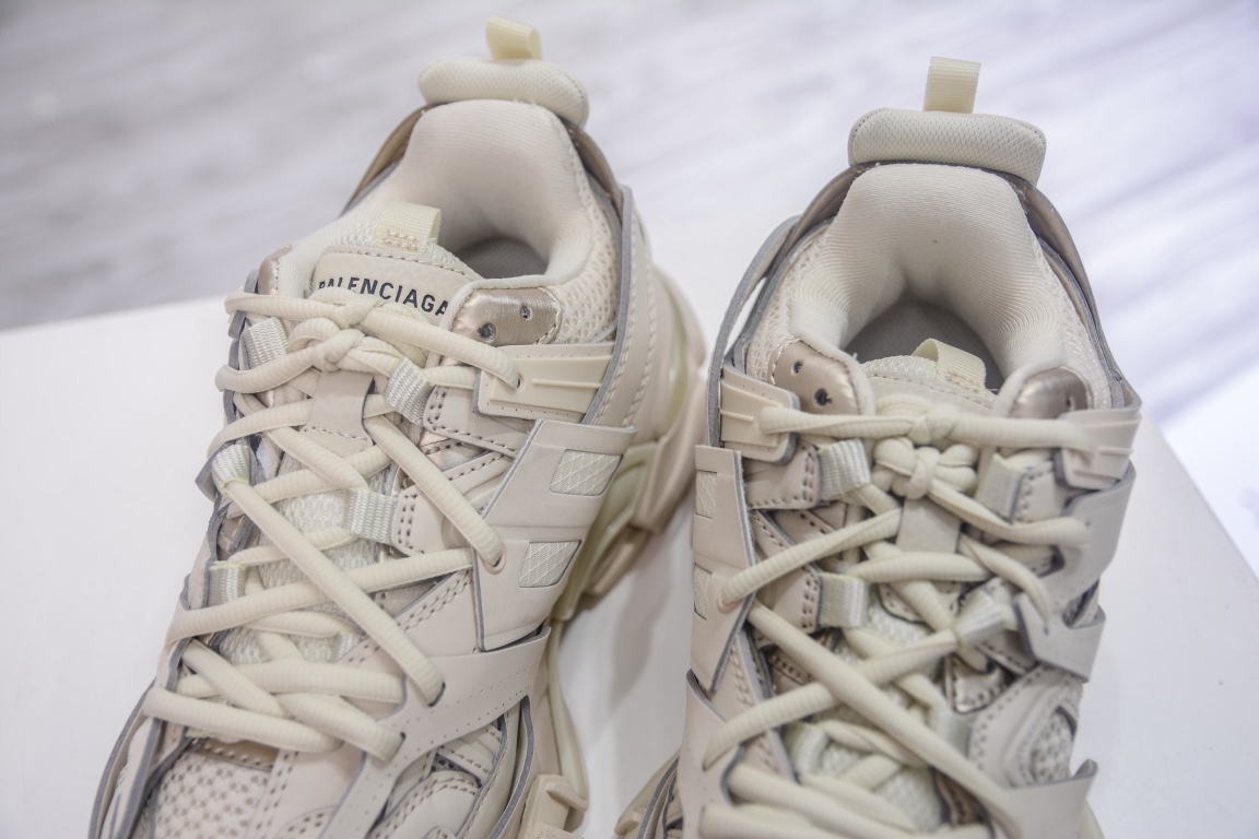 Balenciaga Track Trainer in Beige、mysite、Cacoeks