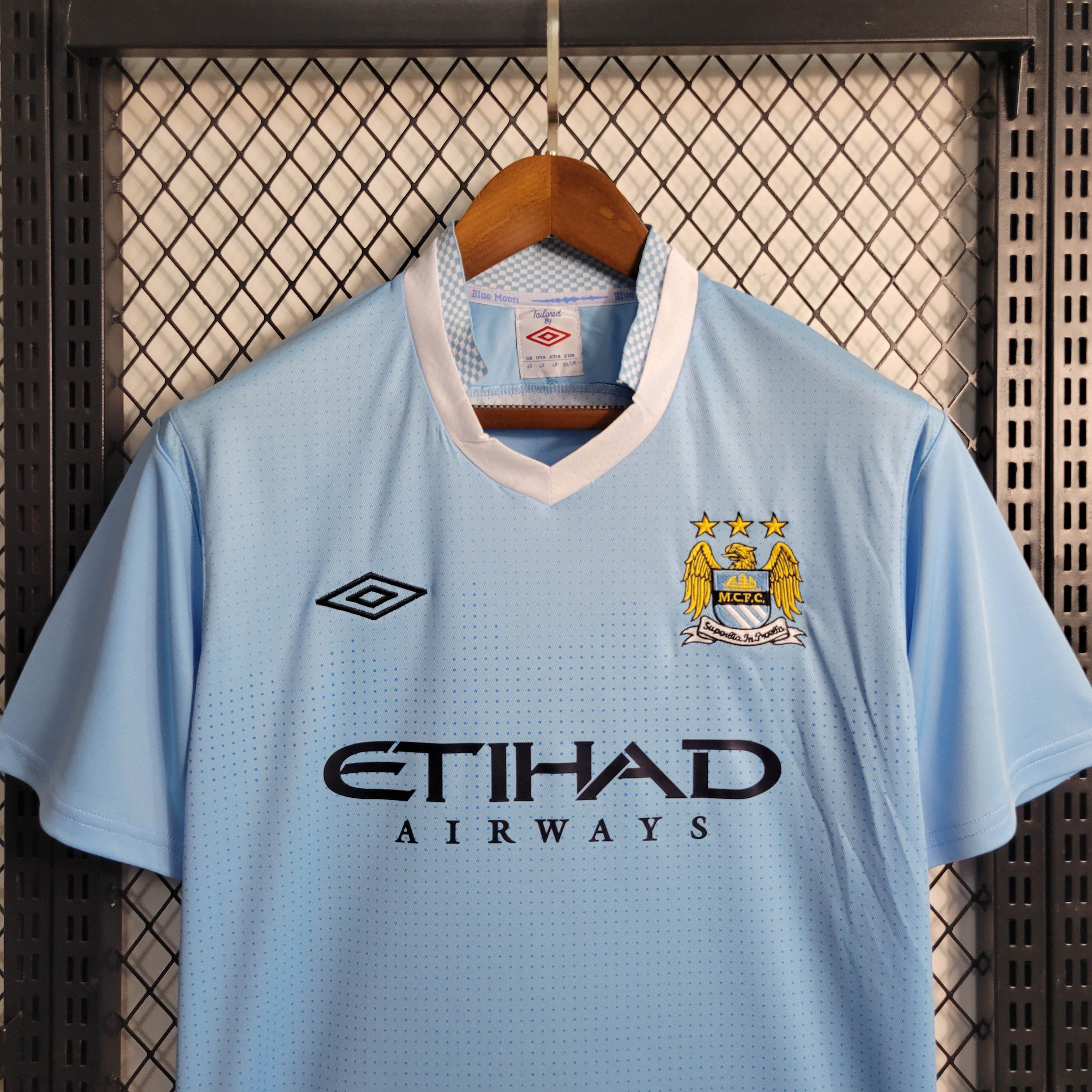 2011/2012 Retro Manchester City Home Football Shirt 1:1 Thai Quality:football jersey mysite: unitedjerseyfootball 邓江浪:football