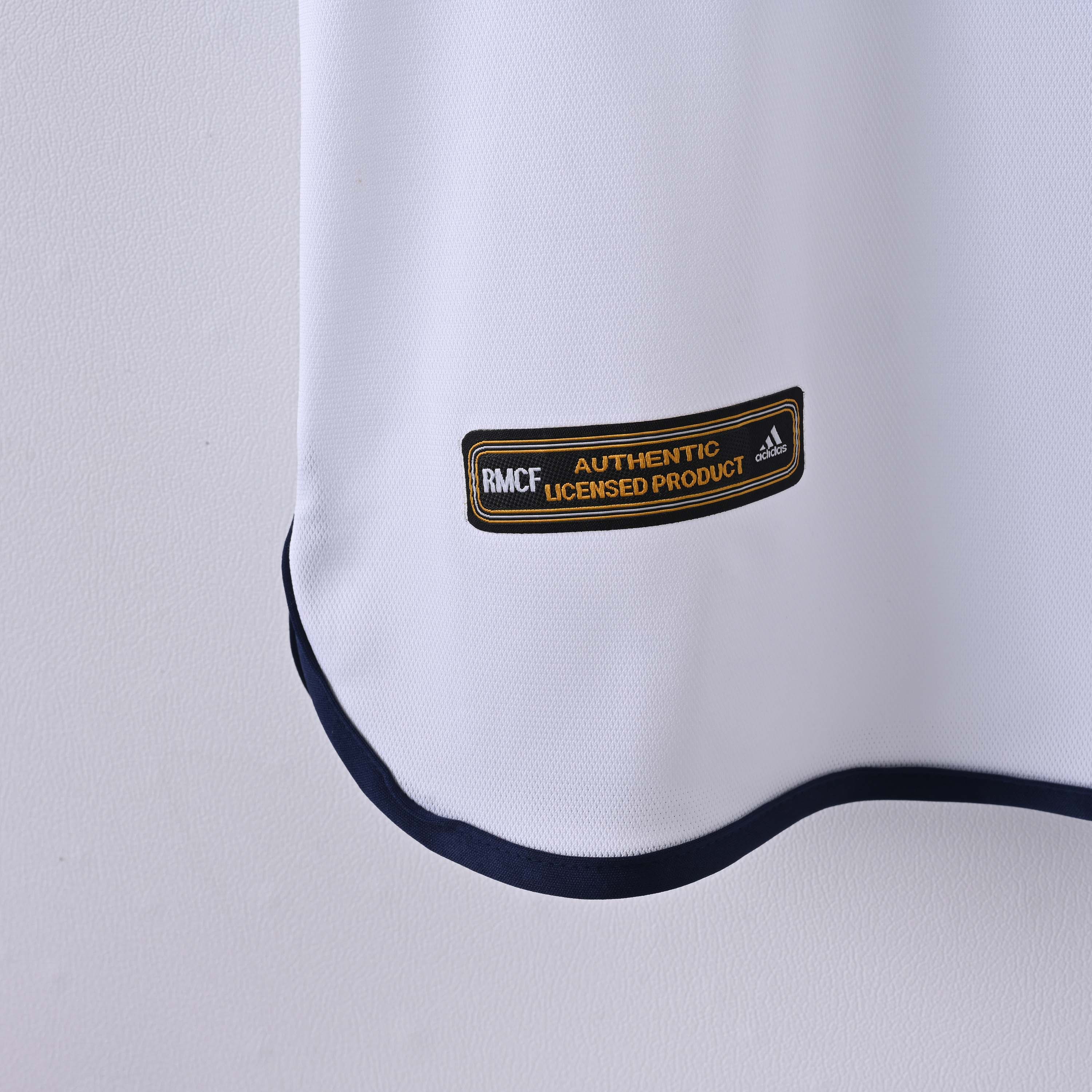 2000/2001 Retro Real Madrid Home Football Shirt 1:1 Thai Quality:football jersey mysite: unitedjerseyfootball 邓江浪:football