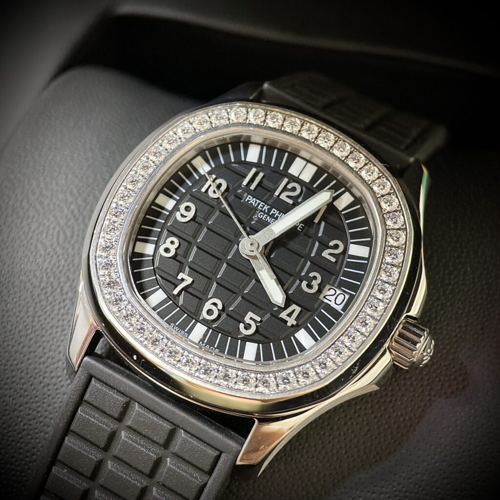 Đồng Hồ Patek Philippe Aquanaut 5067G Rep 11 Màu Đen 35 (11)
