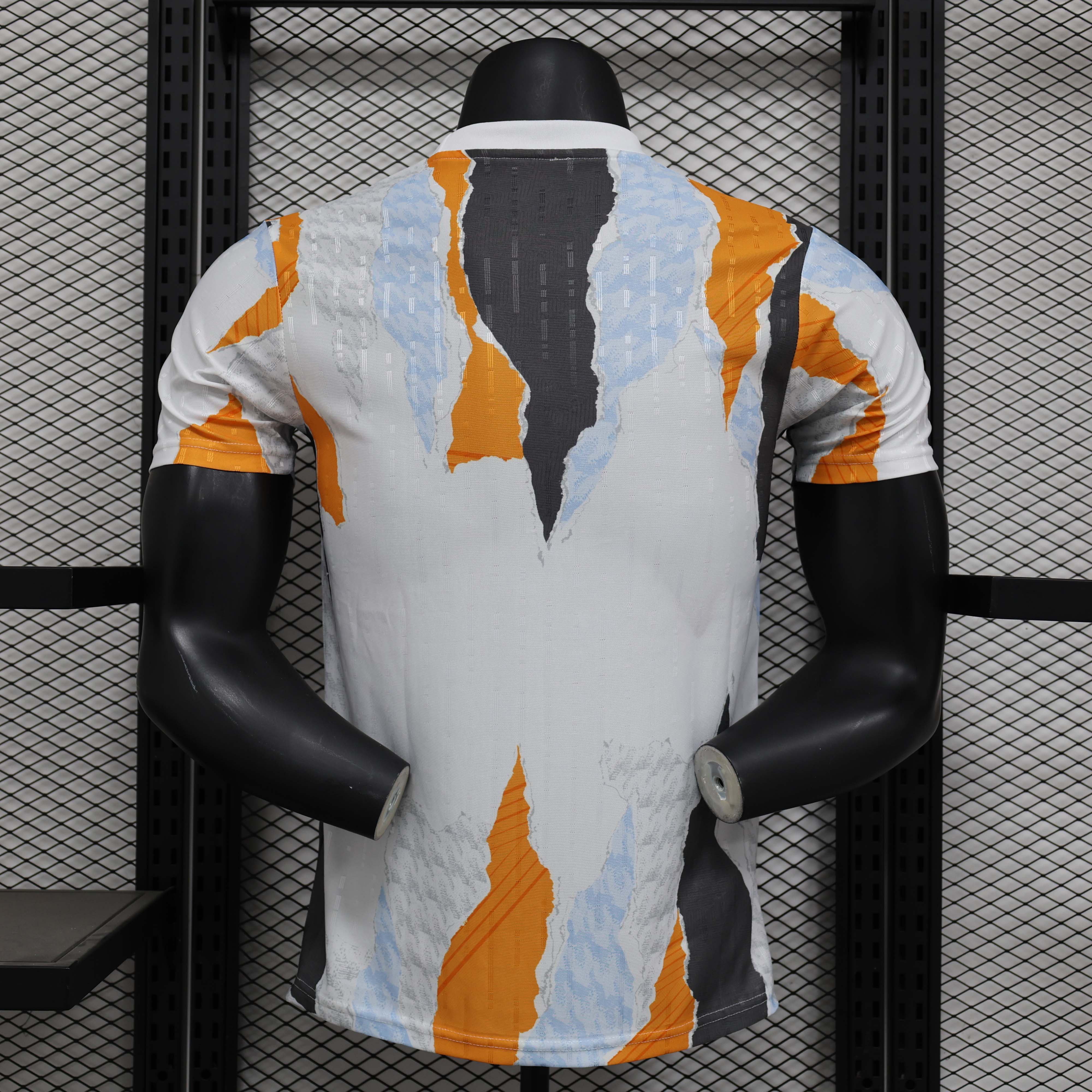 2025/2026 Player Version Real Madrid Training Wear Football Shirt 1:1 Thai Quality:football jersey mysite: unitedjerseyfootball 邓江浪:football