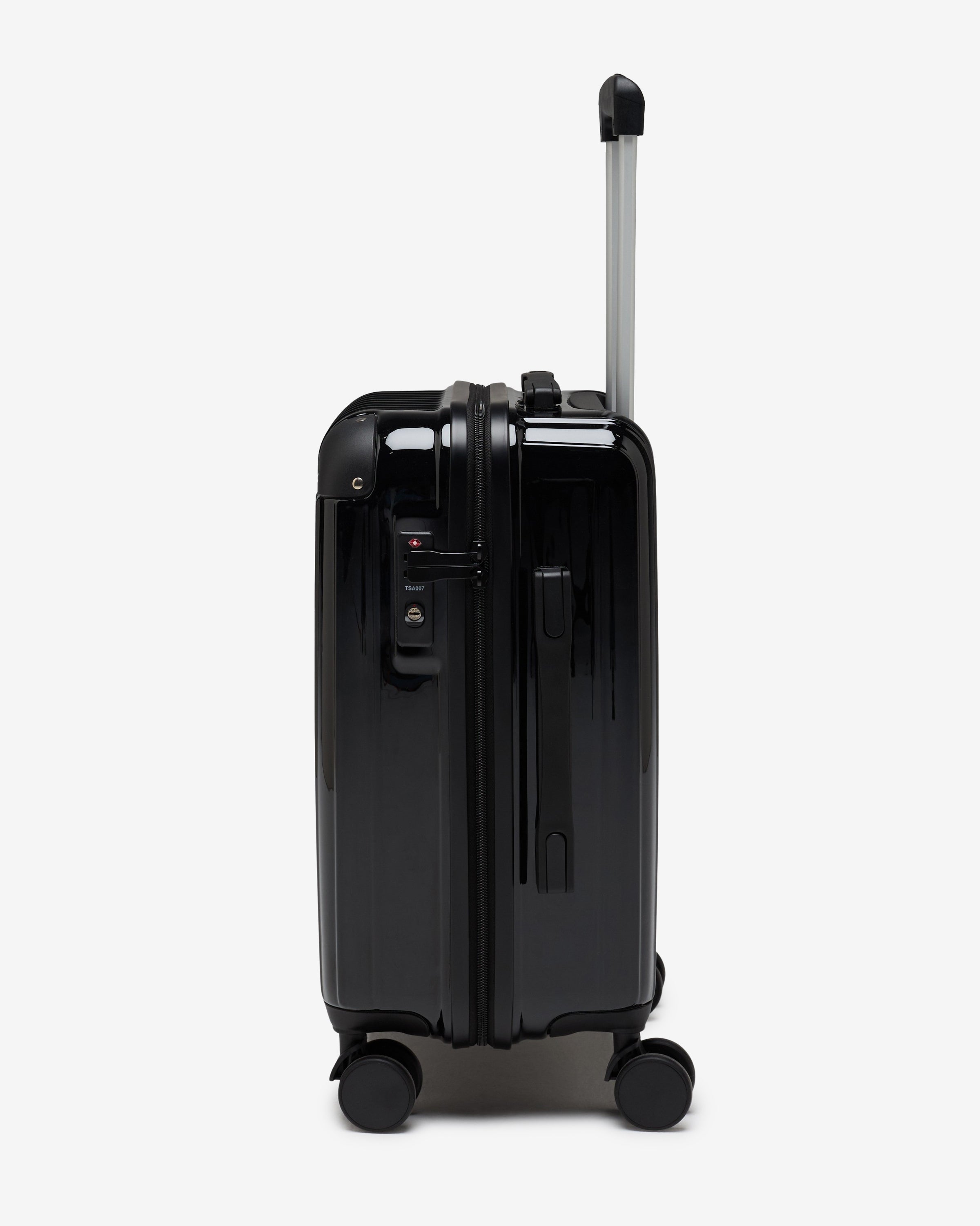 UNDEFEATED CARRY-ON LUGGAGE