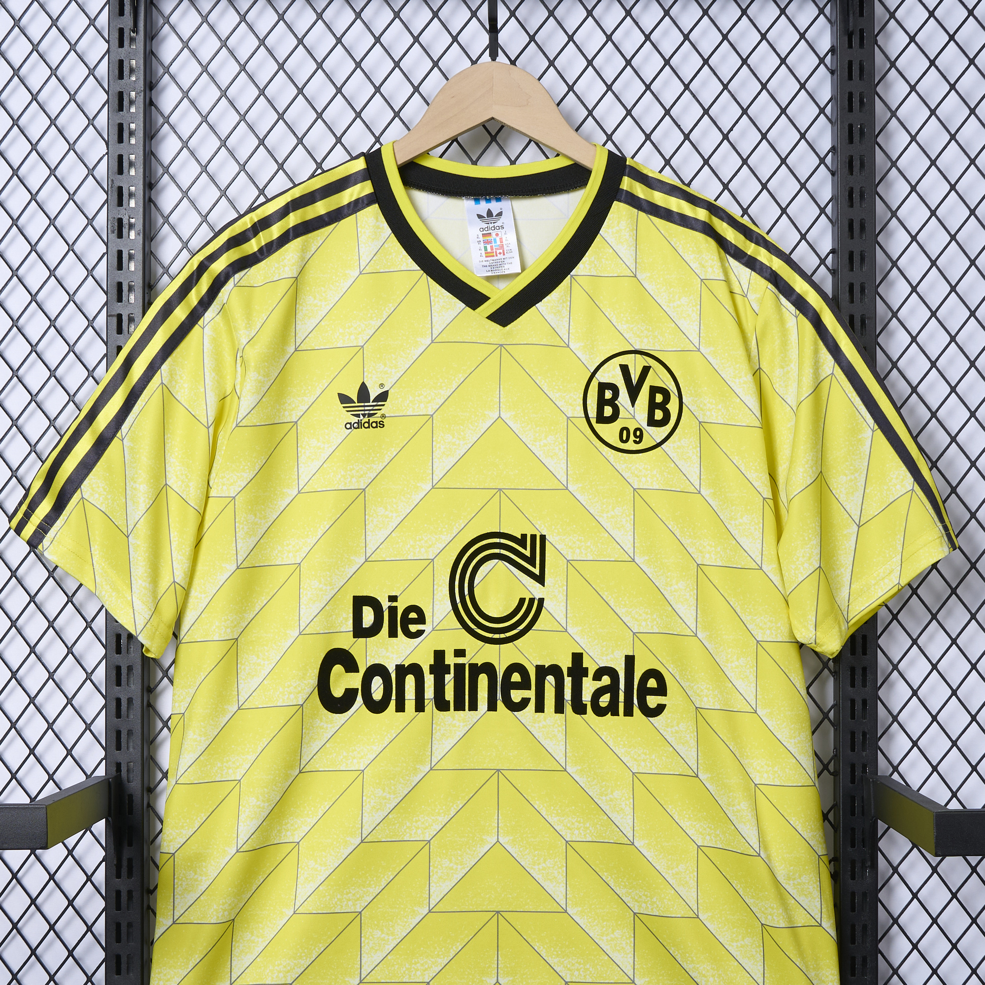 GlobeJersey-Dortmund Retro 1988 Home Shirt
