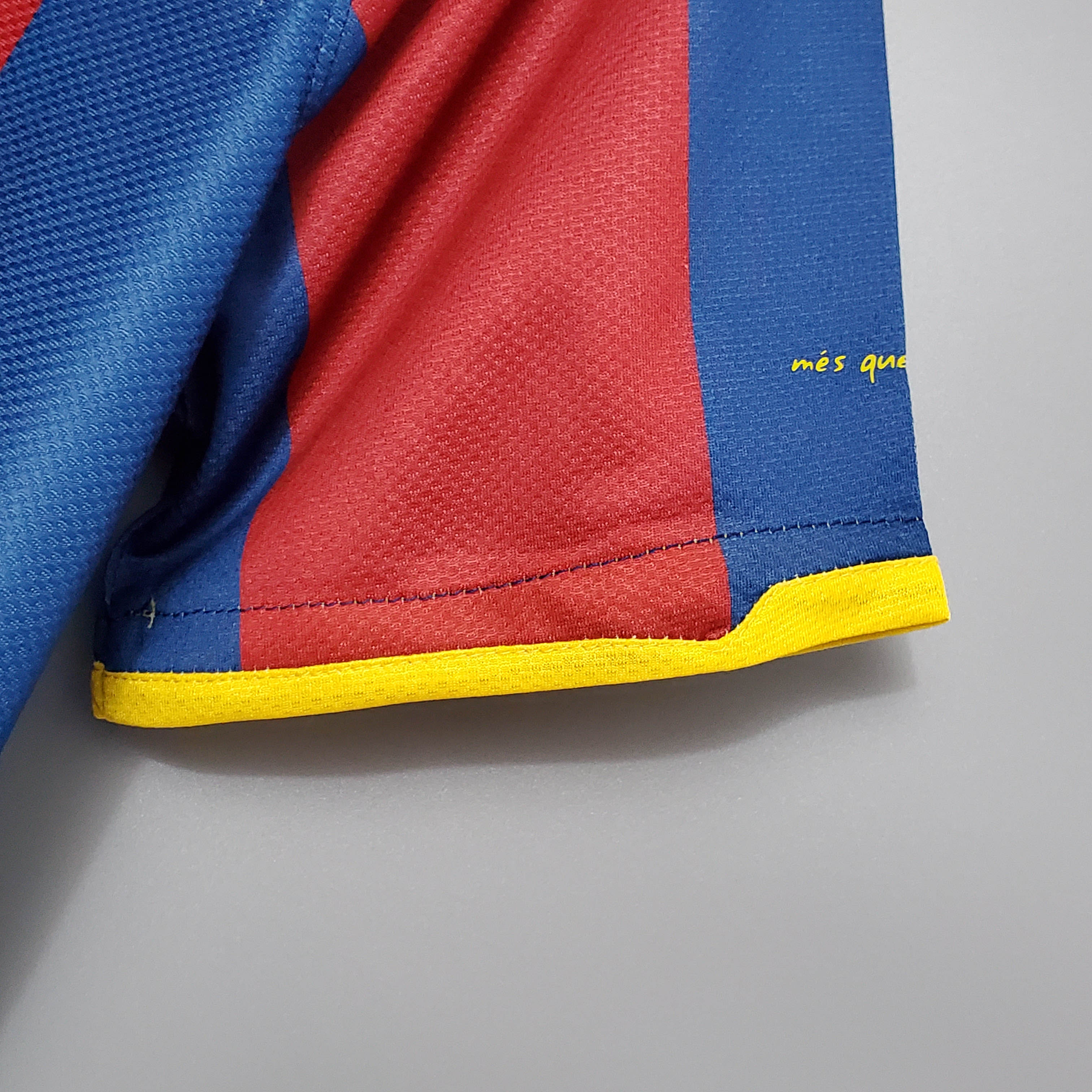2010/2011 Retro Barcelona Home Football Shirt 1:1 Thai Quality:football jersey mysite: unitedjerseyfootball 邓江浪:football