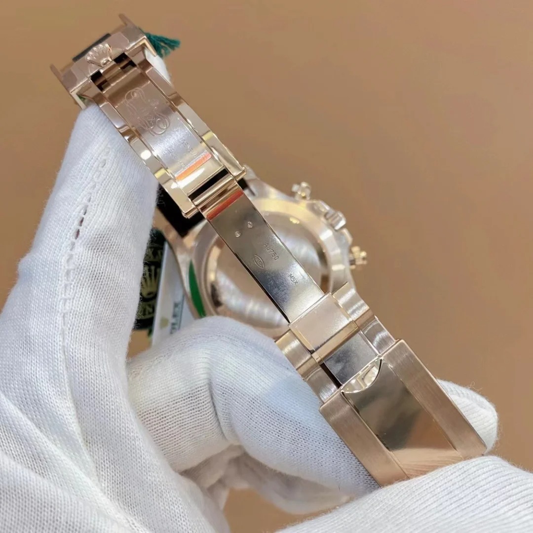 兼职  林炎: luxecystore