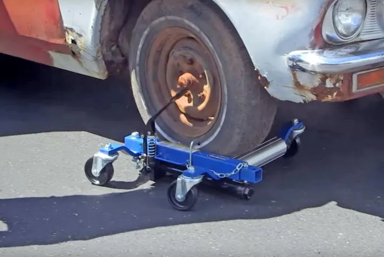 Hydraulic Car Dolly Lets You Move Your Car Around When Jacked Up - Rolling Car Jack