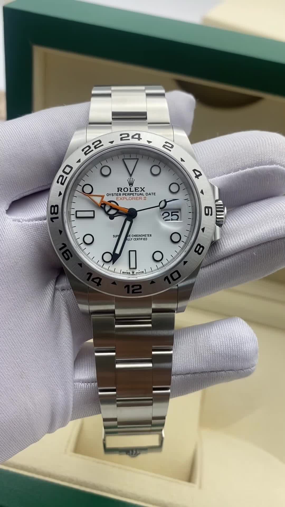 兼职  林炎: luxecystore