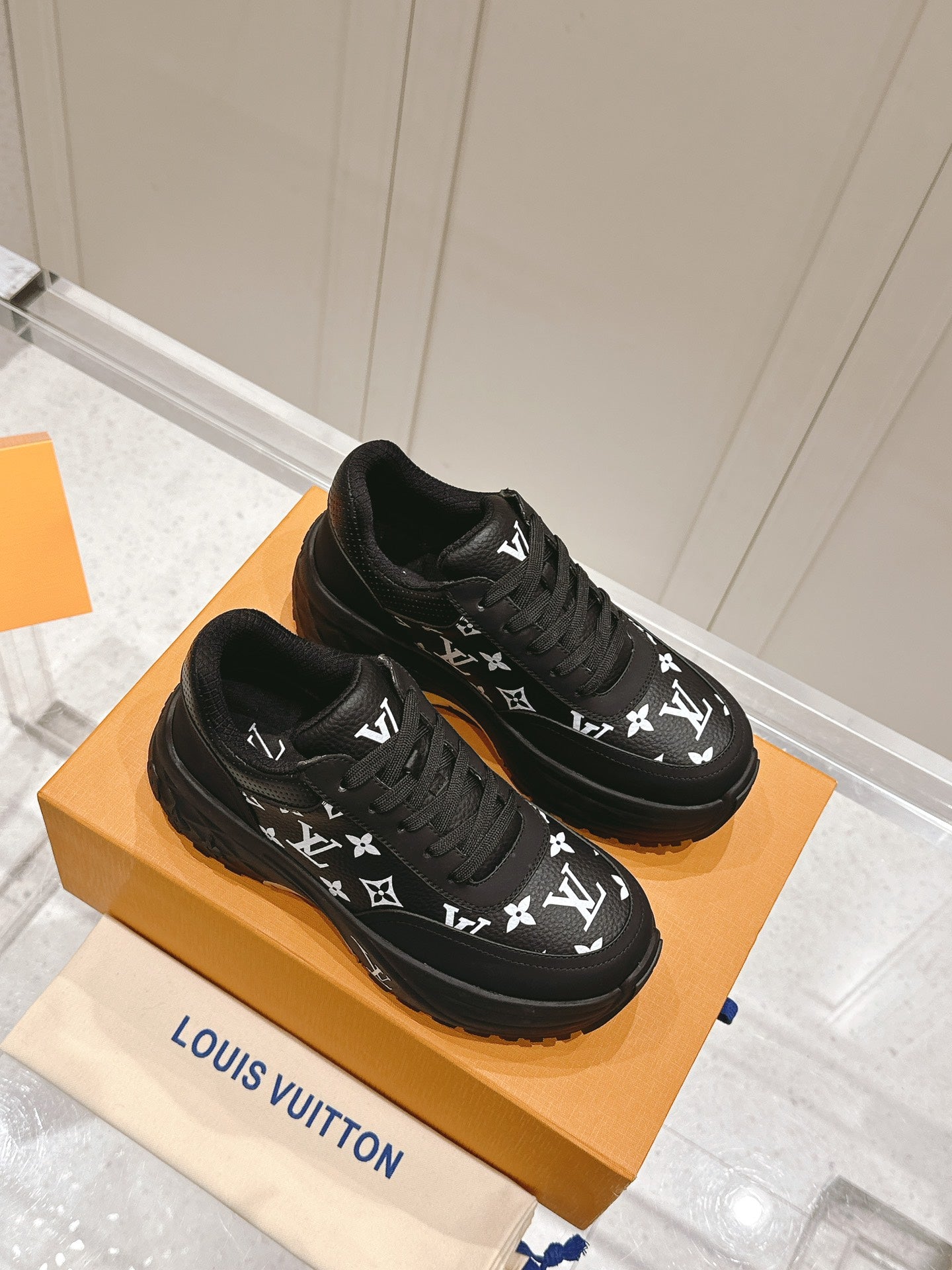 RUN AWAY SNEAKER IN BLACK MIX WHITE CALFSKIN、mysite、Cacoeks