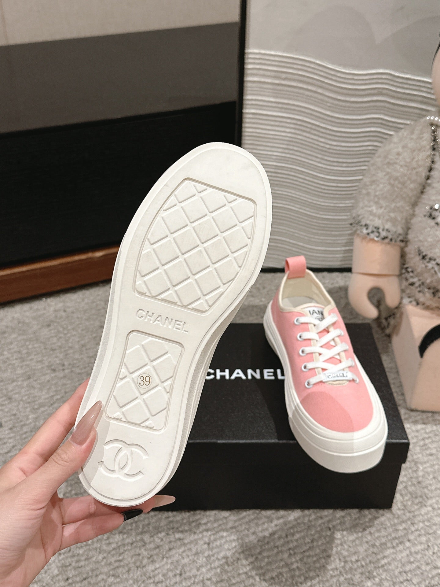 LACE-UP SNEAKERS IN PASTEL PINK CANVAS、mysite、Cacoeks