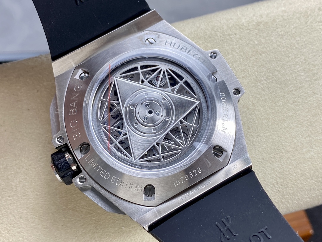 418.NX.2001.RX.1604.MXM20 Hublot Big Bang Partnerships Sang Bleu II Titanium Diamond-fasswatch