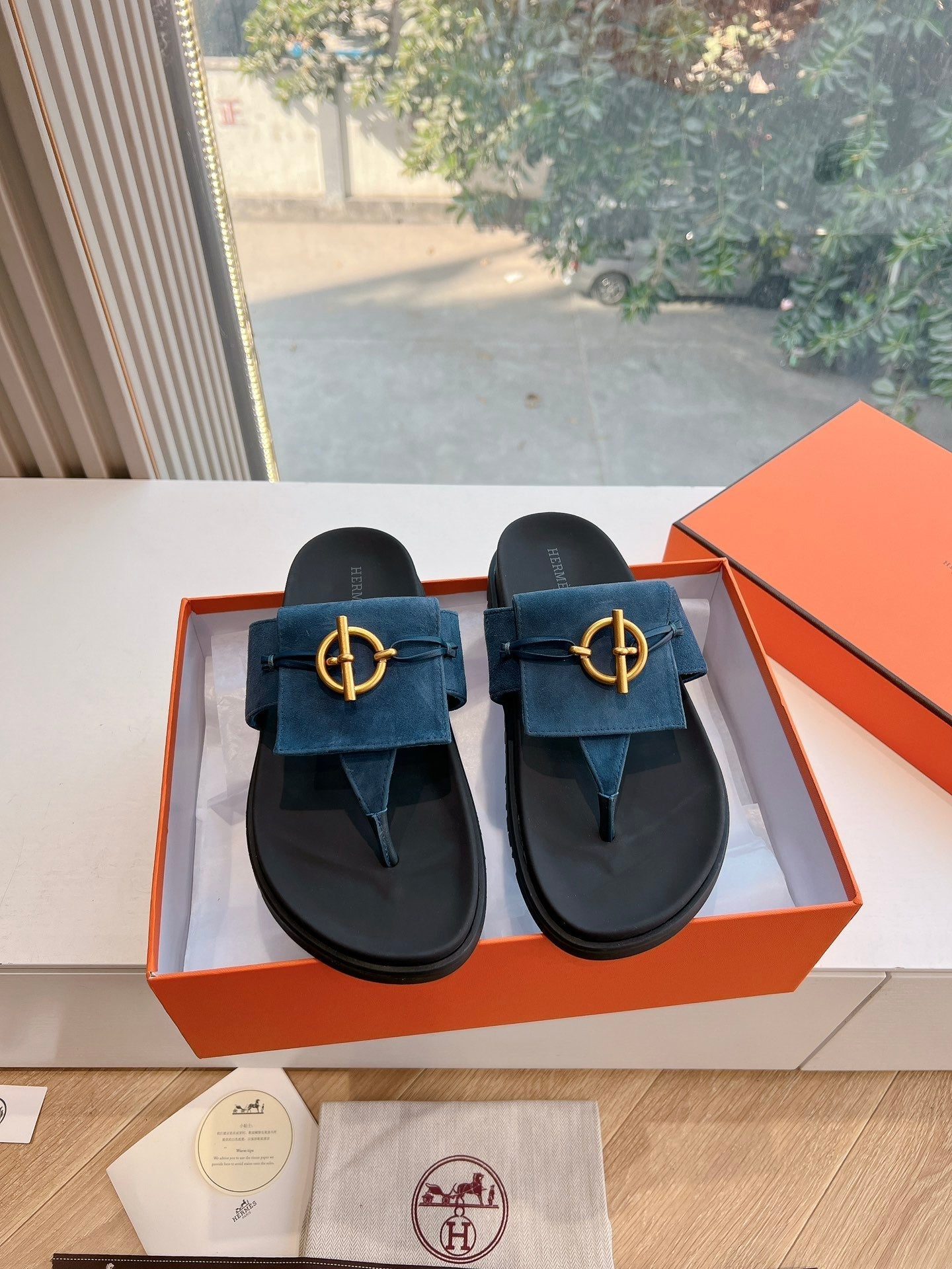 JOYCE SANDAL IN NAVY BLUE SUEDE、mysite、Cacoeks