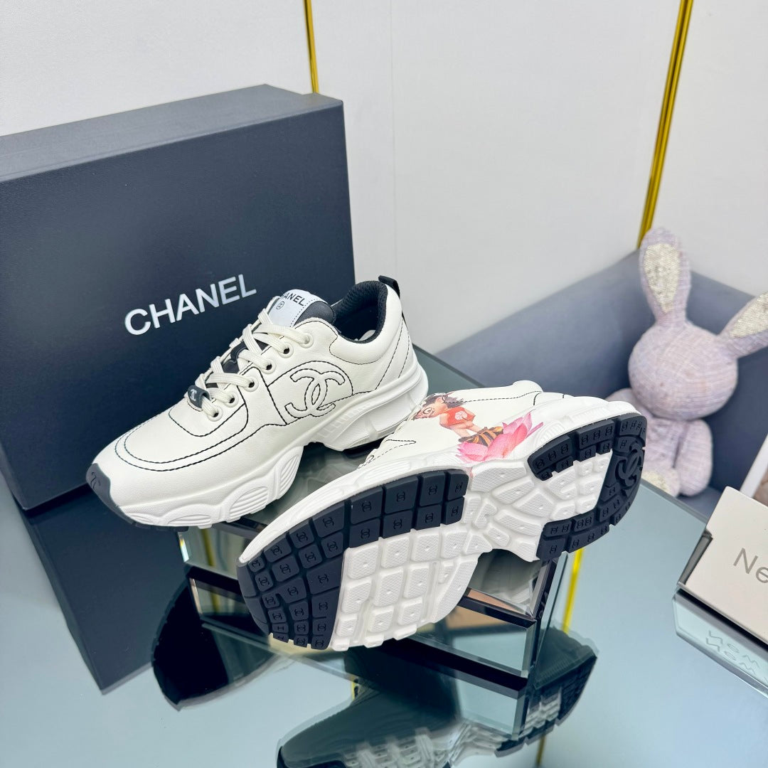 TRAINERS SNEAKER IN WHITE CALFSKIN WITH STICKER 238624、mysite、Cacoeks