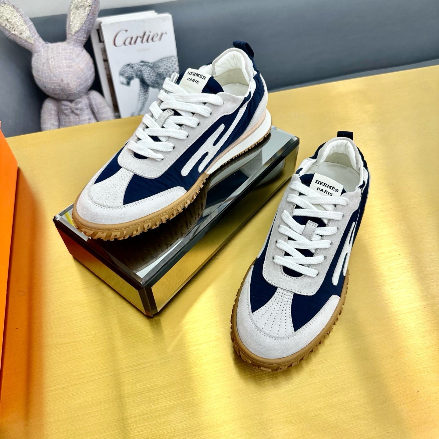 JET SNEAKER IN PALE GRAY SUEDE AND NAVY BLUE NAPPA LEATHER、mysite、Cacoeks