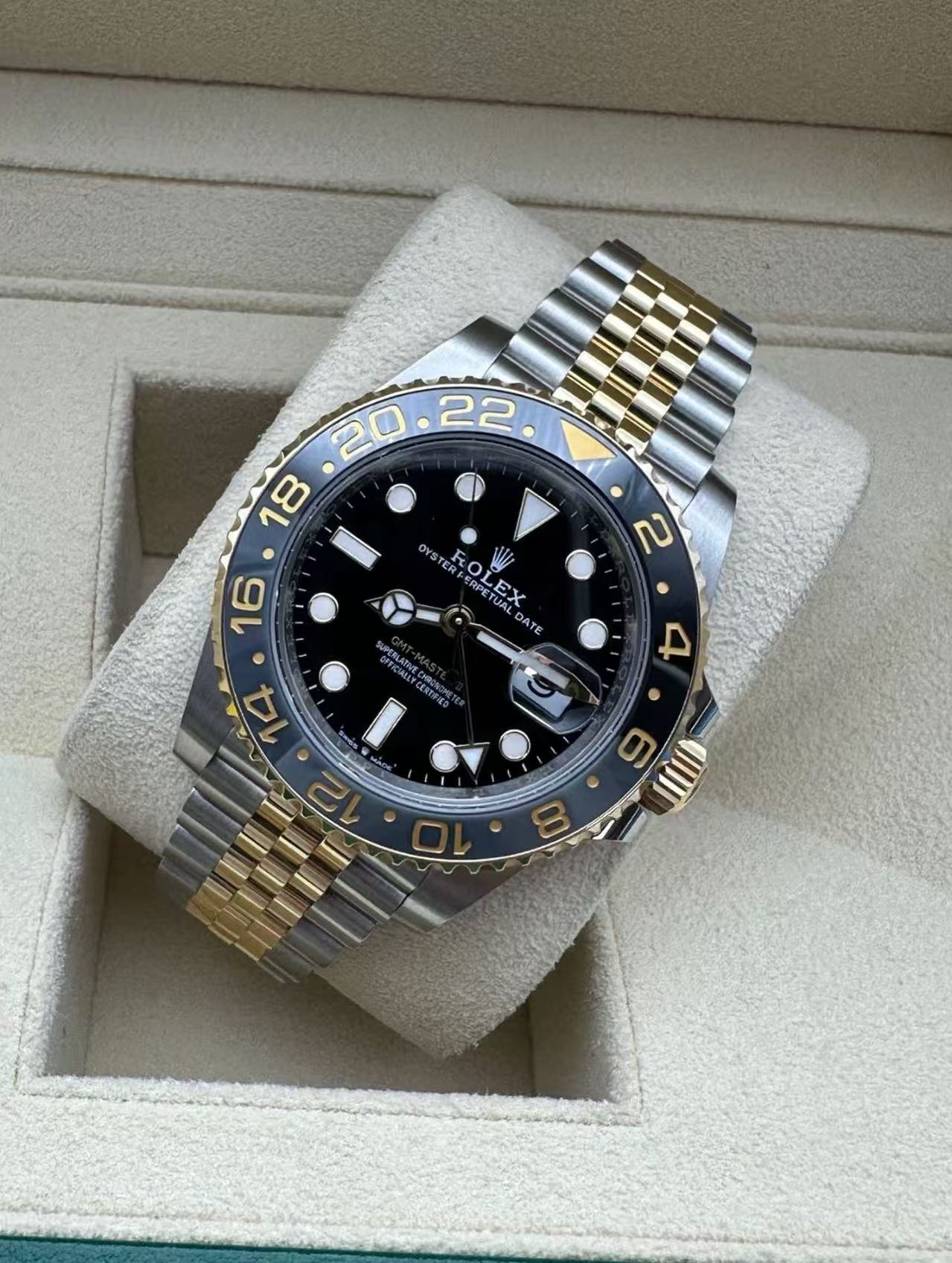 Rolex GMT Master ll 2023 Two ToneJubilee Bracelet Super Clone SwissReplica Watch Ref 126713GRNR3285 Swiss Movement