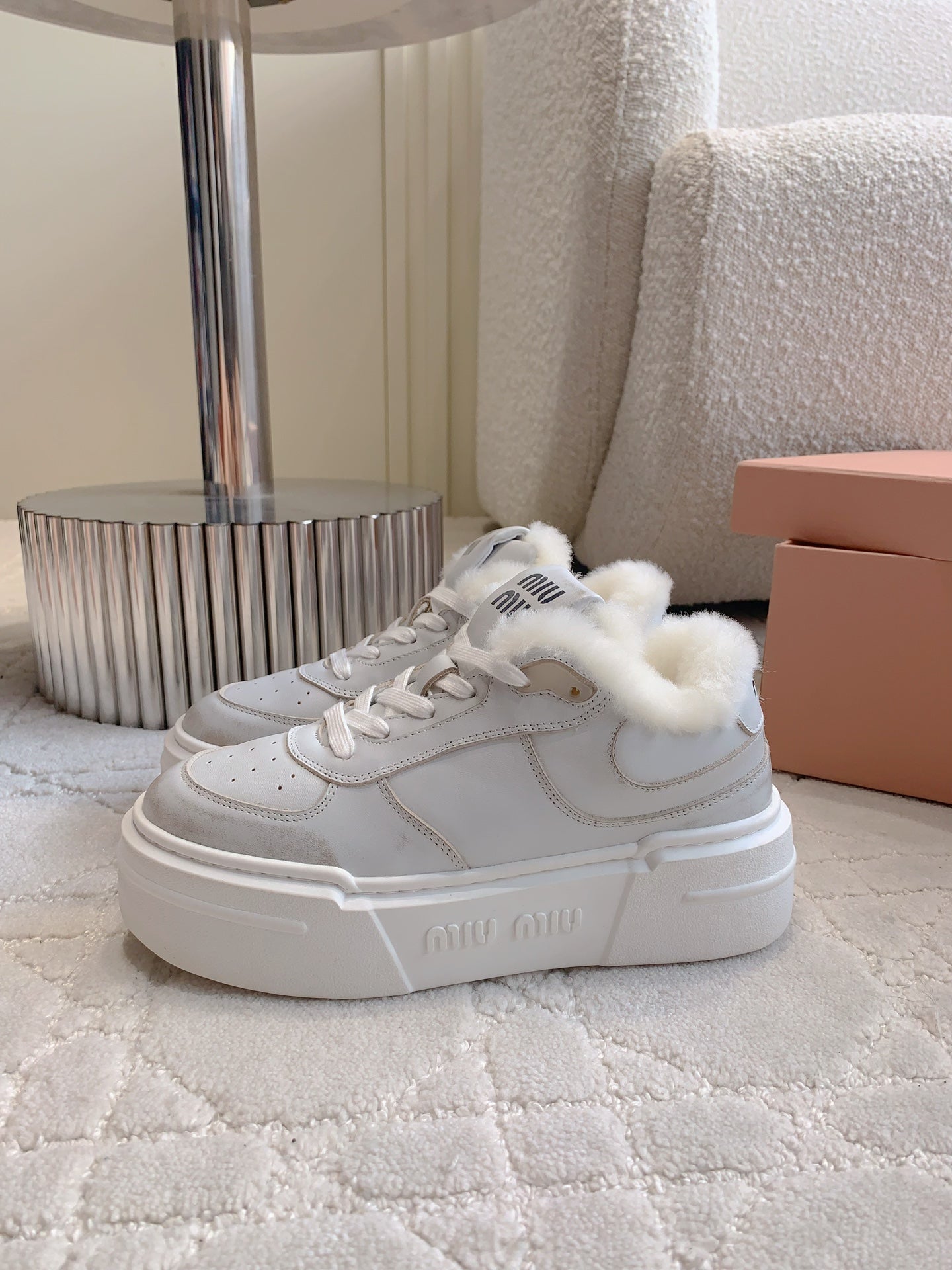 THICK SOLE SNEAKERS IN CHROME GRAY LAMBSKIN WITH RABBIT FUR LINING、mysite、Cacoeks