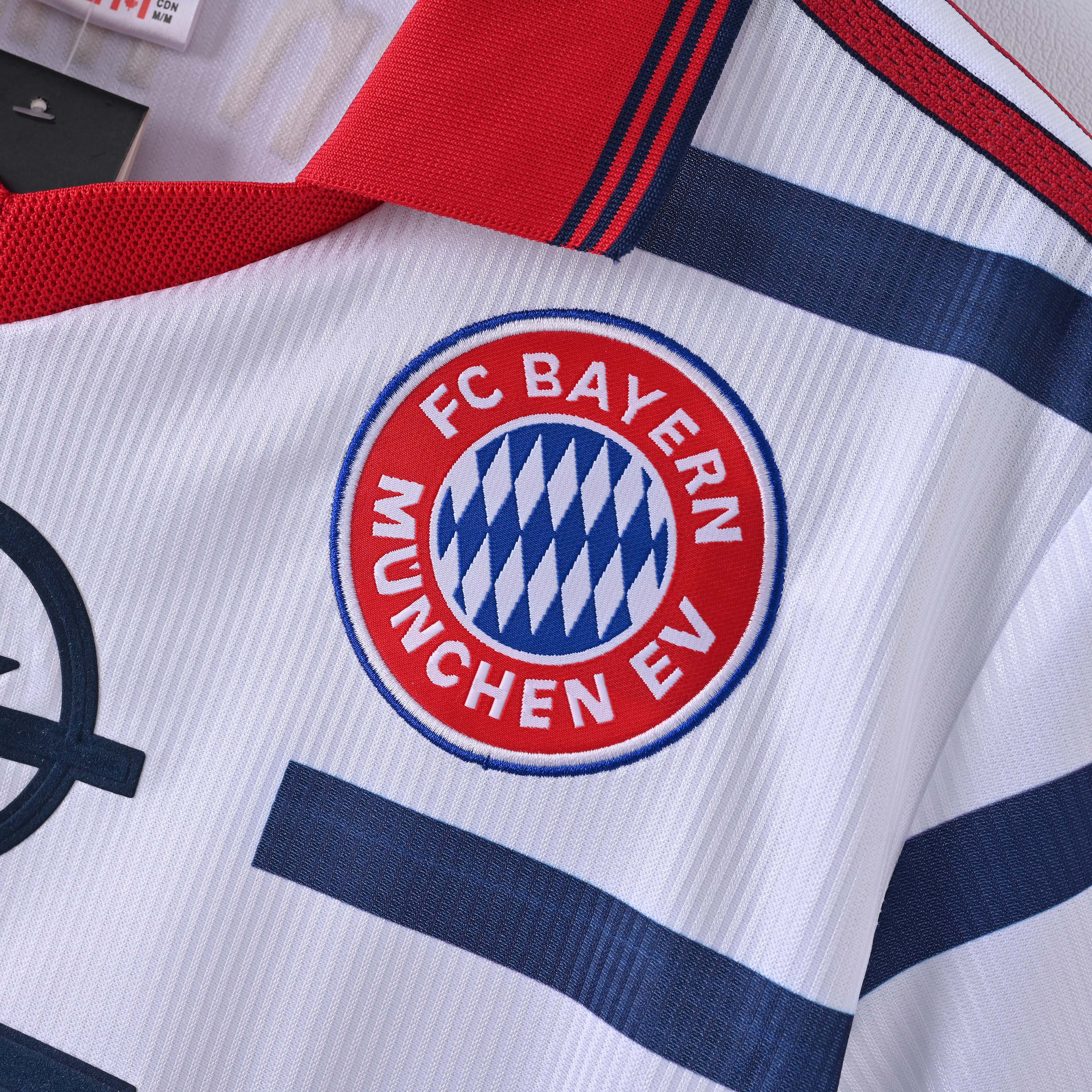1998/2000 Retro Bayern Munich Away Football Jersey 1:1 Thai Quality:football jersey mysite: unitedjerseyfootball 邓江浪:football