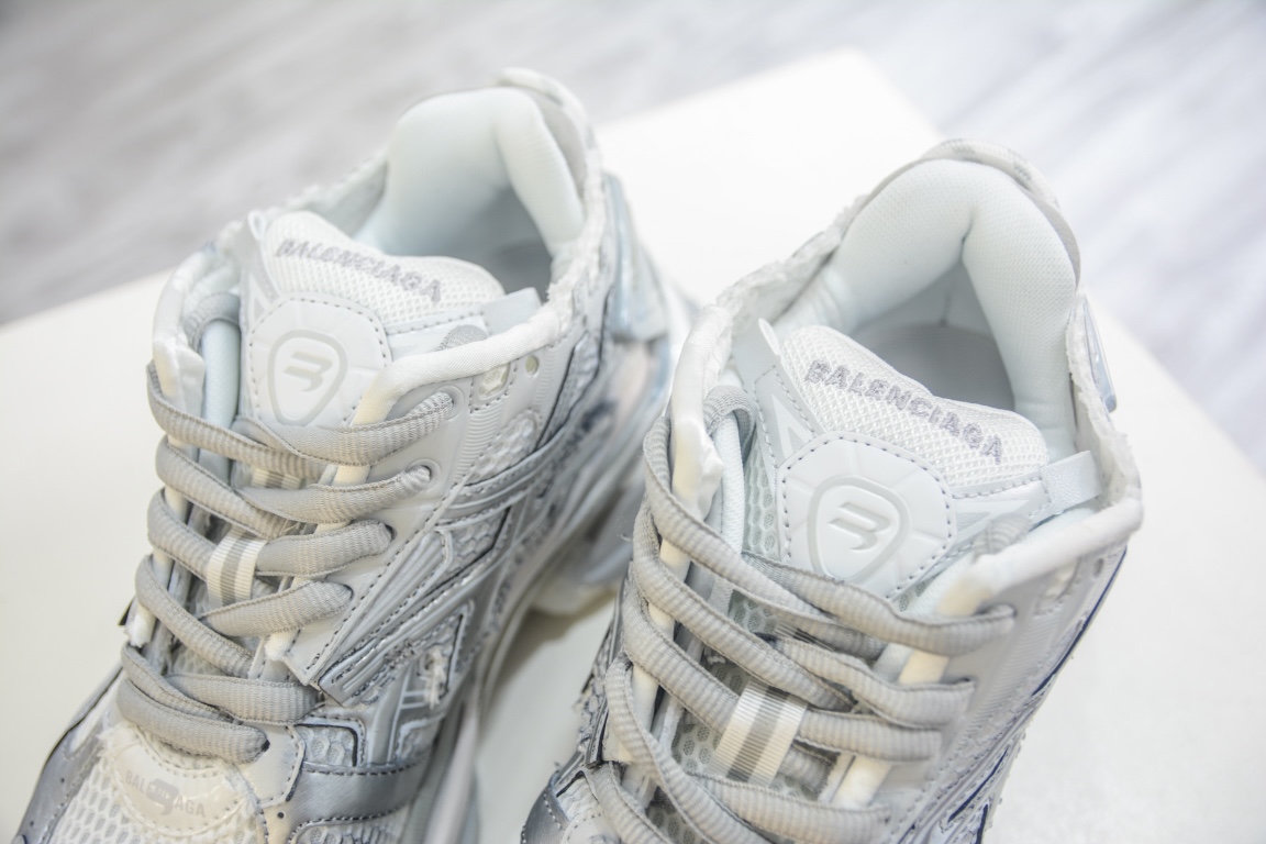 Balenciaga Runner Trainer in Off White、mysite、Cacoeks