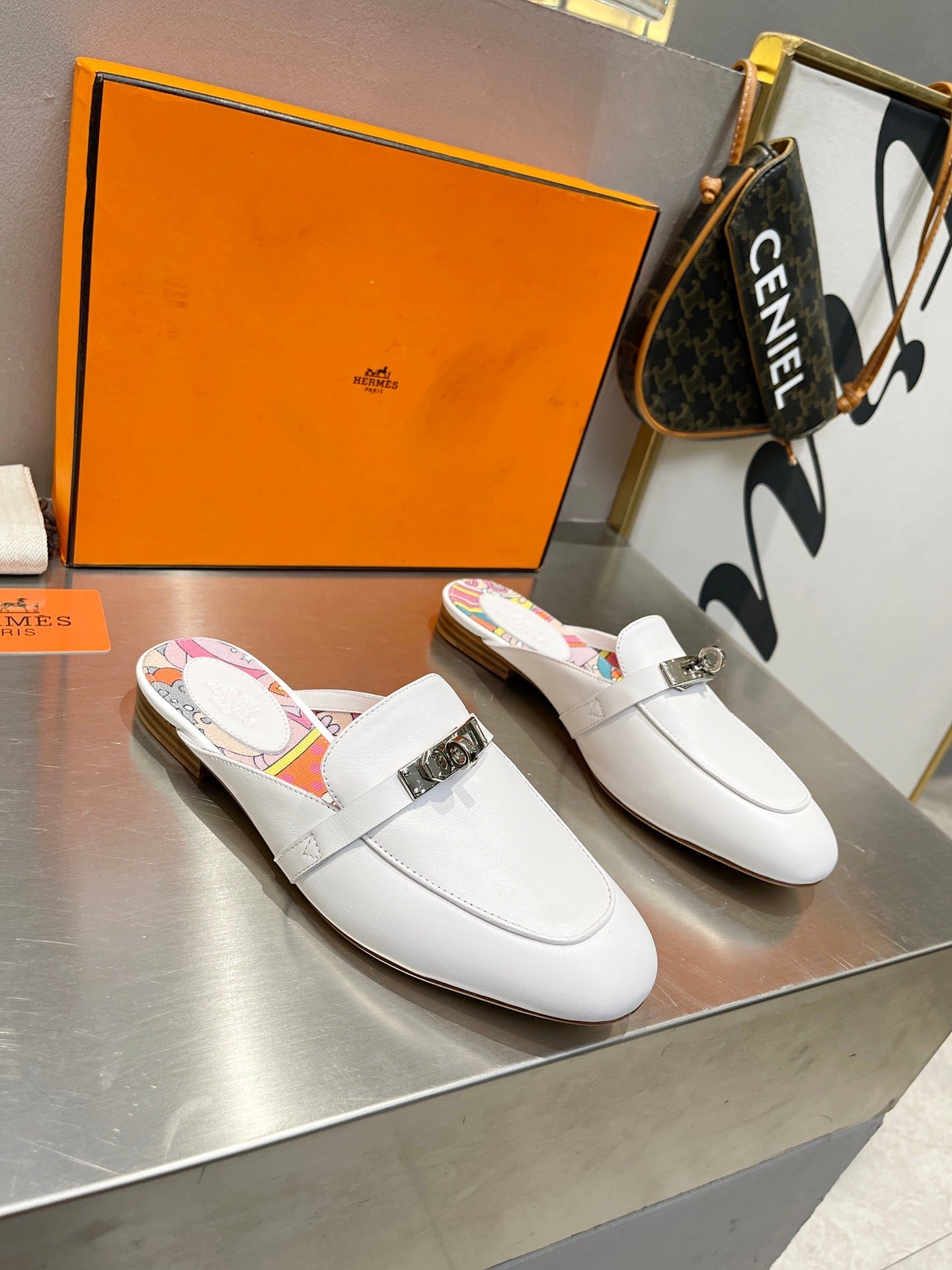 0Z MULE WHITE CALFSKIN WITH PATTERN、mysite、Cacoeks