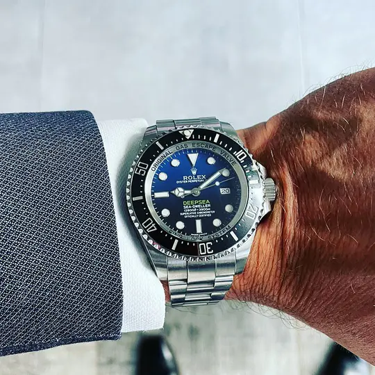 兼职  林炎: luxecystore