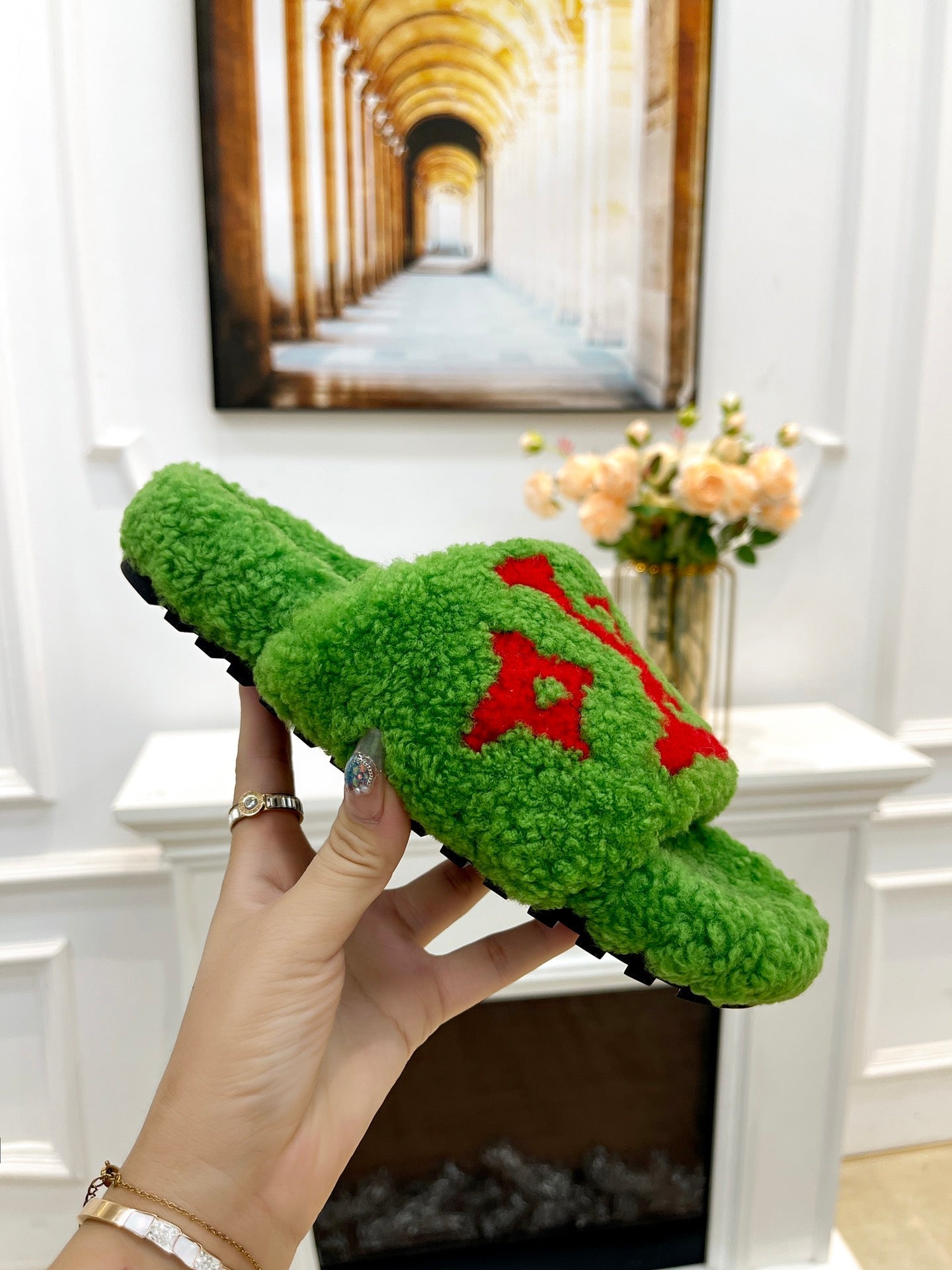 LV FLAT SLIPPER IN LAWN GREEN MIX CHERRY RED SHEARLING、mysite、Cacoeks