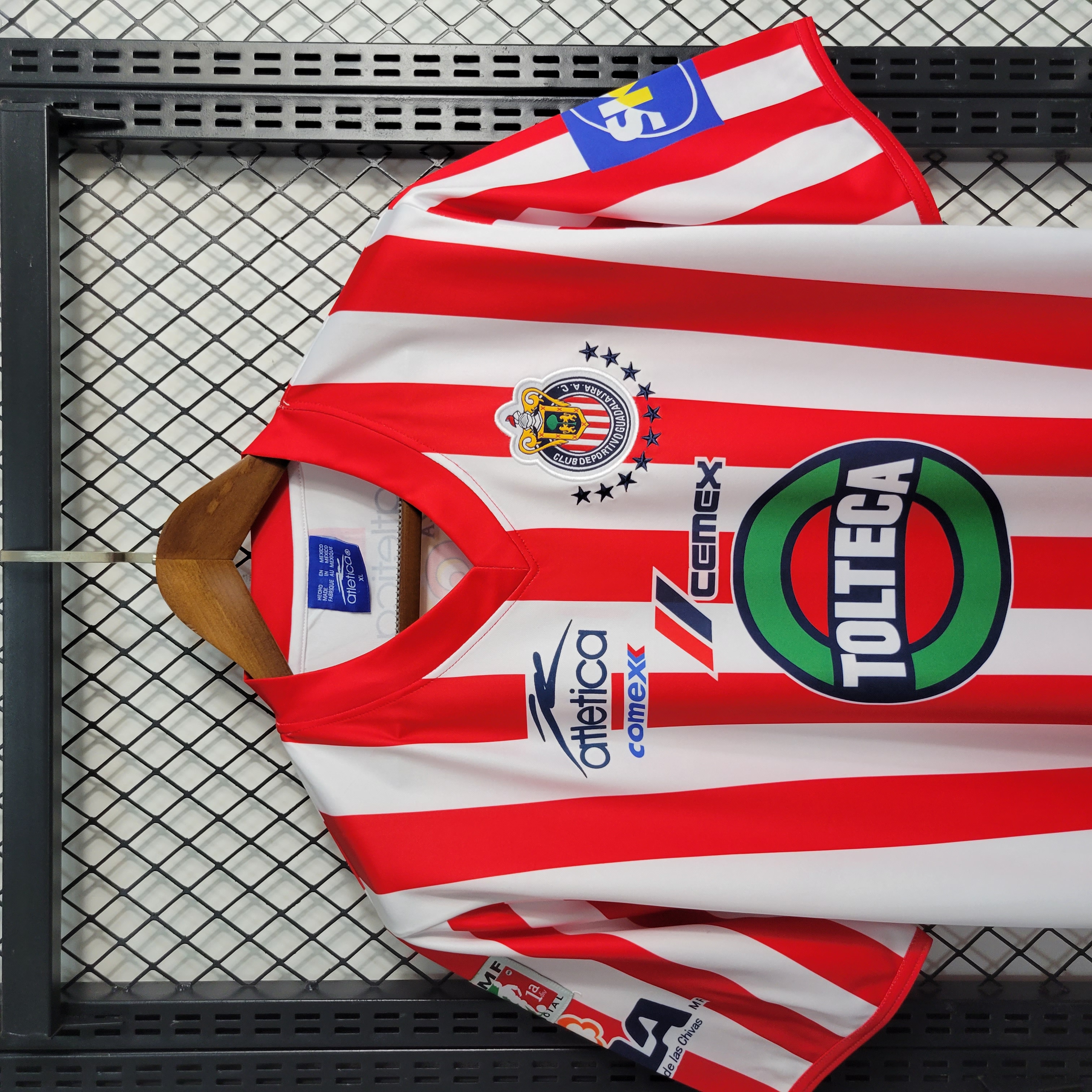 Higojerseys-Retro Chivas de Guadalajara 01-02 Home Stadium Jersey