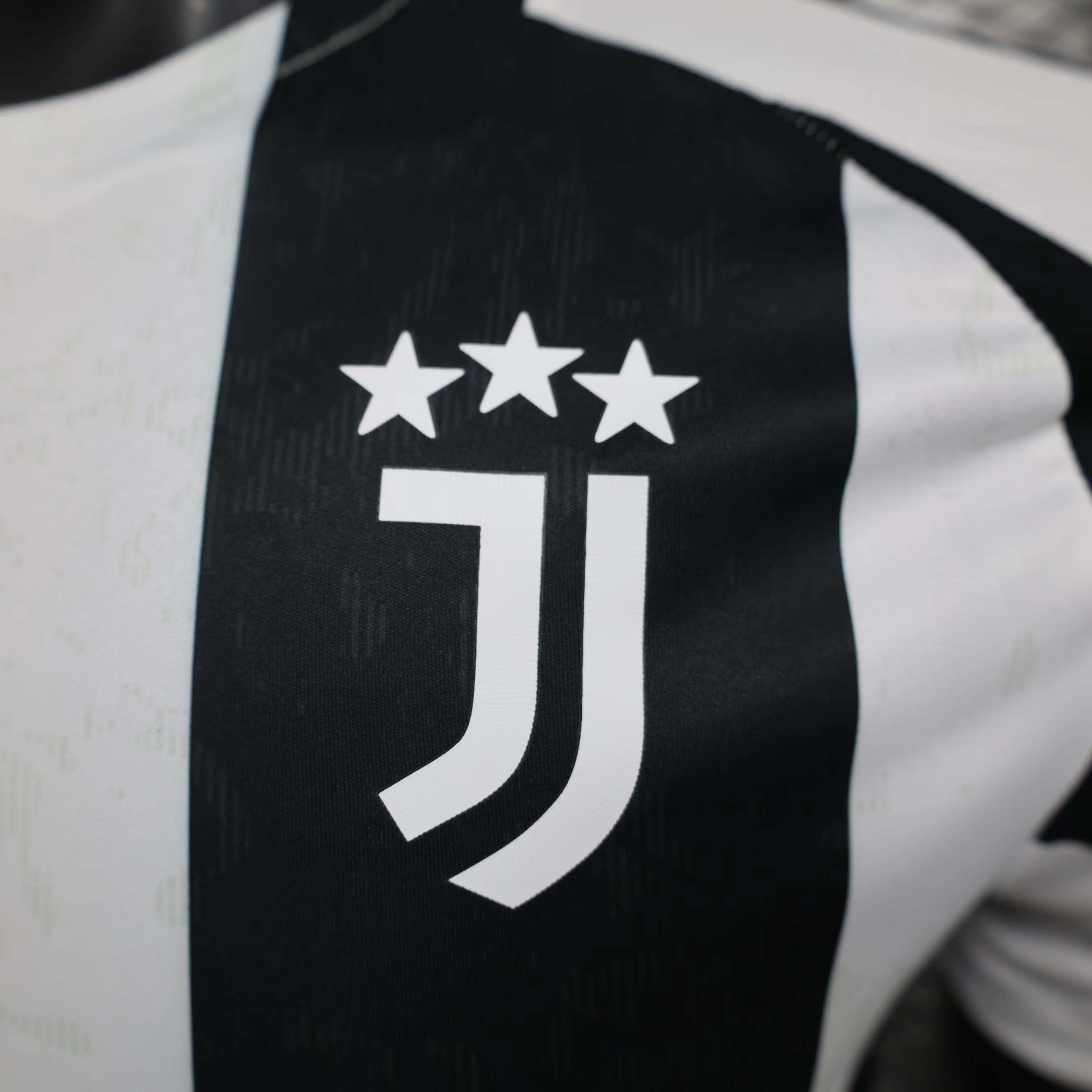 2024/2025 Player Version Juventus Home Football Shirt 1:1 Thai Quality:football jersey mysite: unitedjerseyfootball 邓江浪:football
