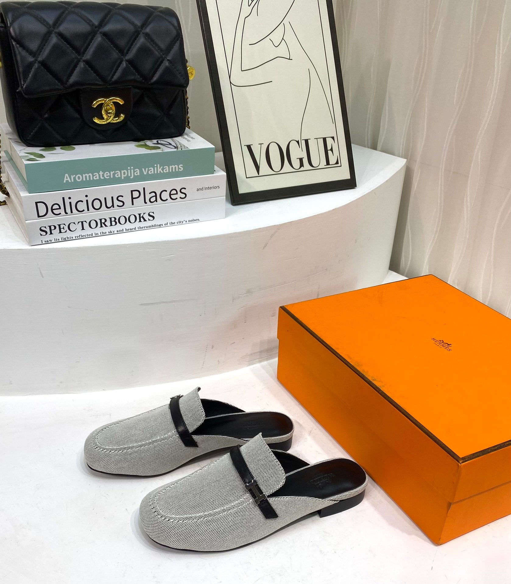 IENA MULE GRAY CANVAS AND BLACK CALFSKIN、mysite、Cacoeks