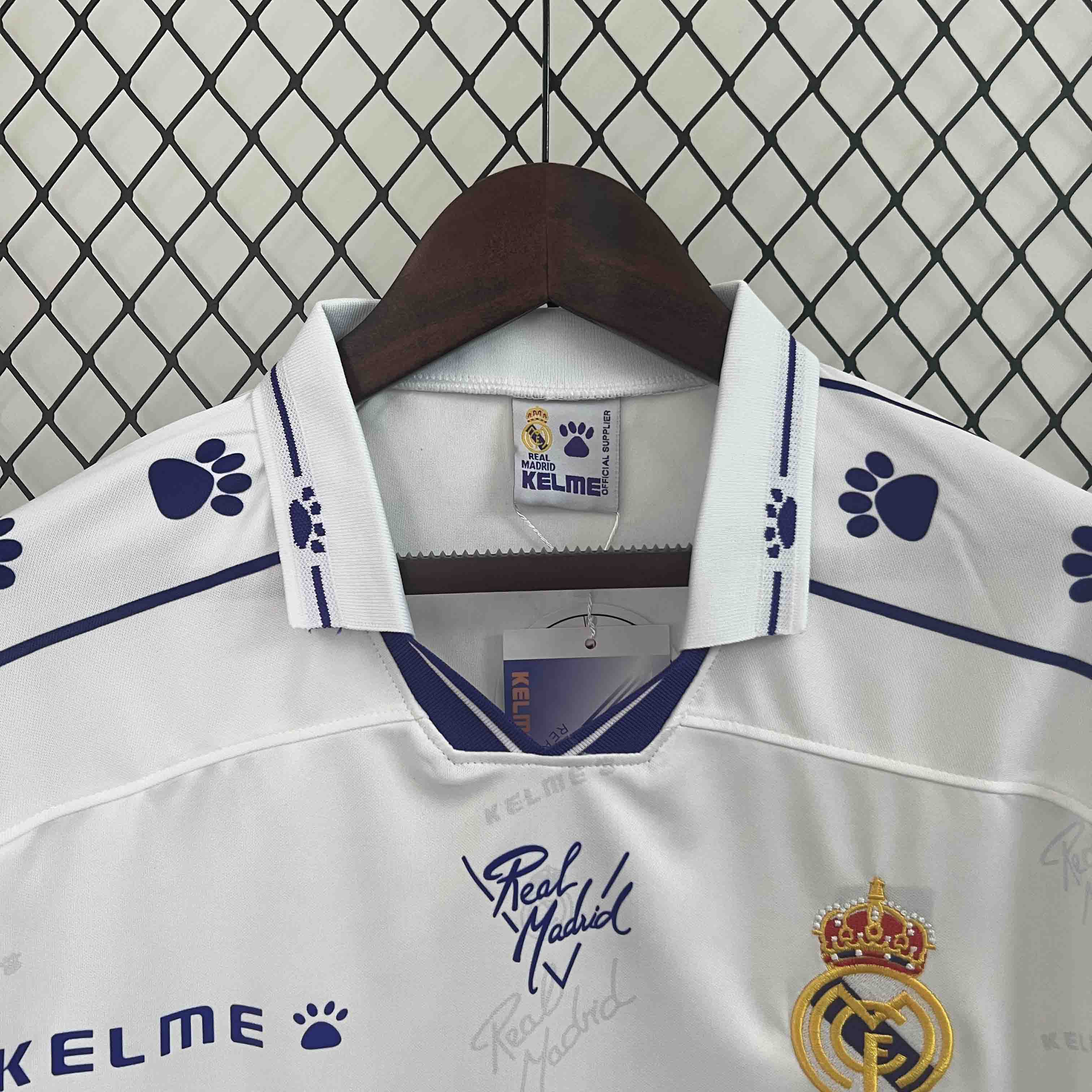 SIUjerseys-Retro Real Madrid 1994-96 Home Long Sleeve Jersey