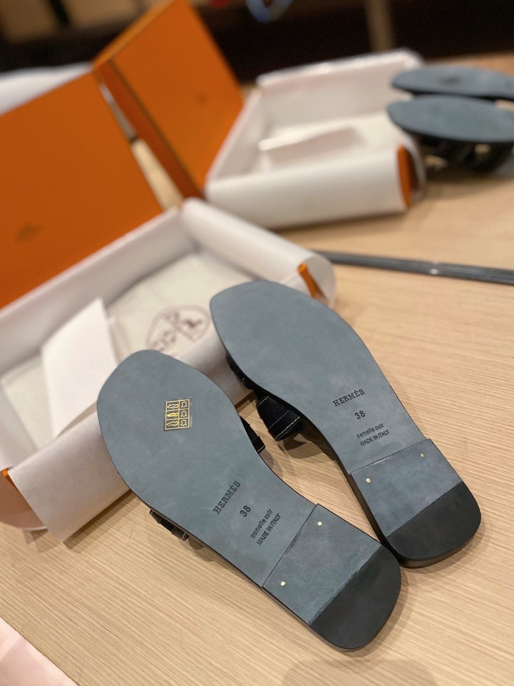 0RAN SANDALS IN BLACK CALFSKIN AND CANVAS、mysite、Cacoeks