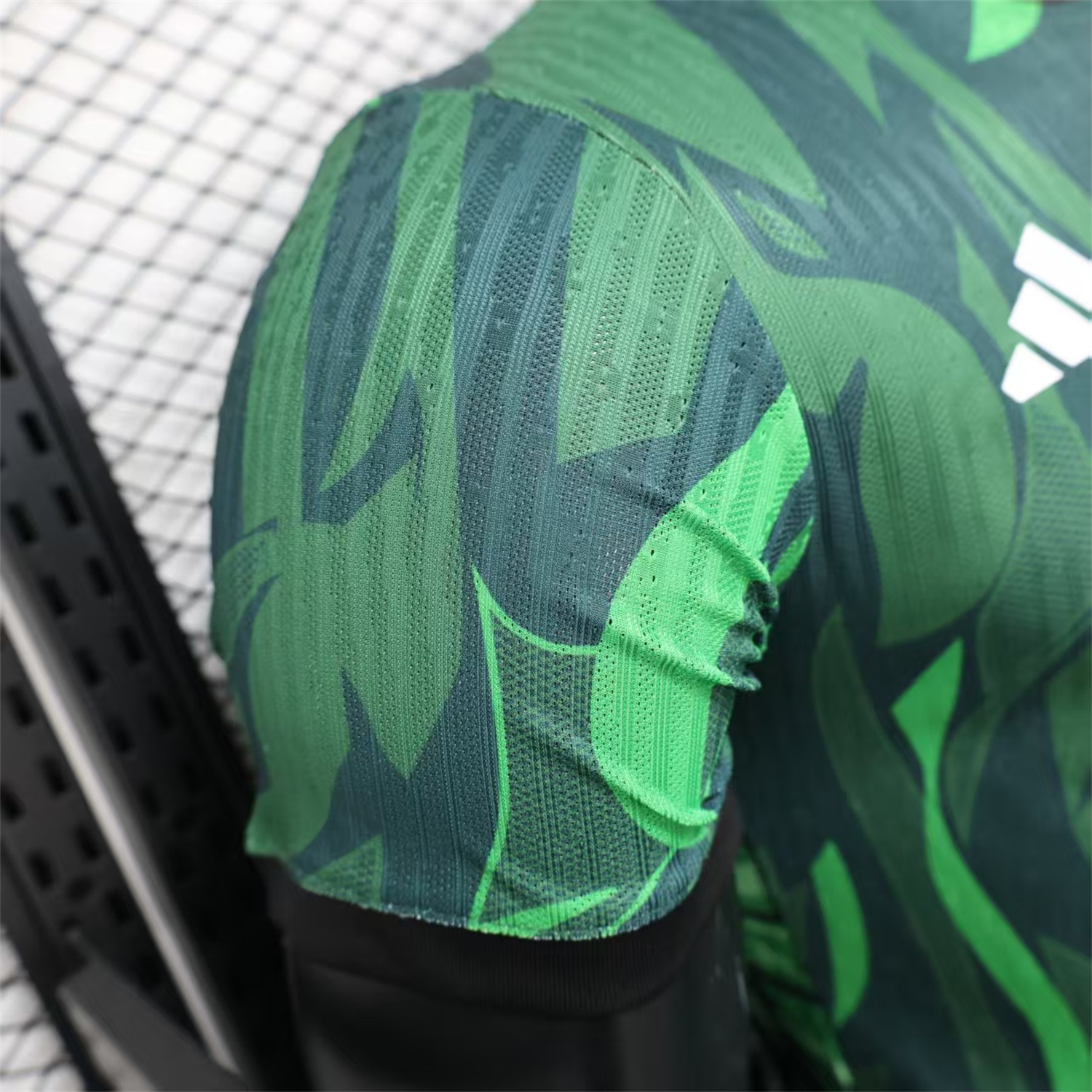 UltraTrikot-Liver.pool 25-26 Green Dragon and Fire Special Jersey - Player Version