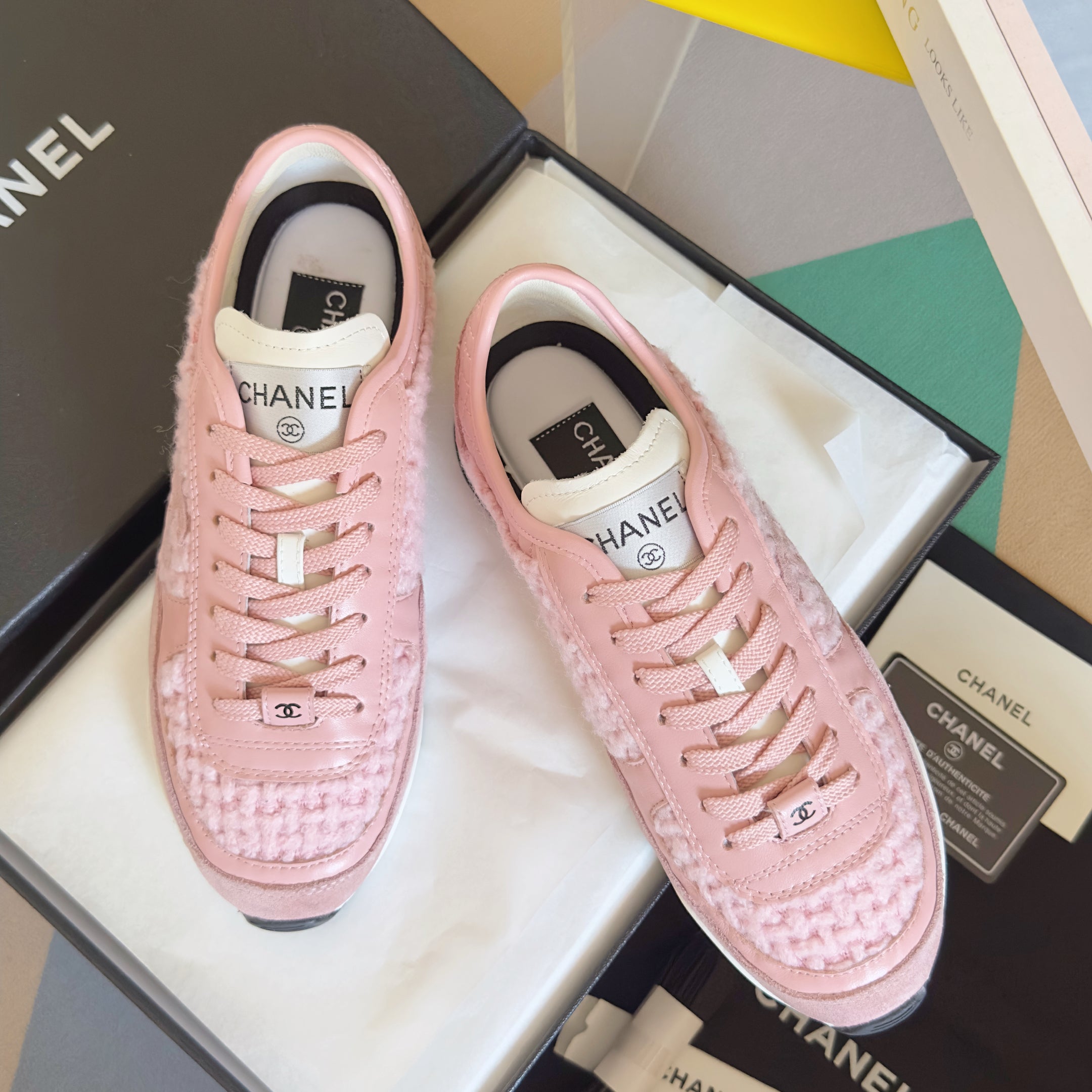 CHANEL 25S SNEAKERS 20MM IN LIGHT PINK CALFSKIN AND SUEDE、mysite、Cacoeks