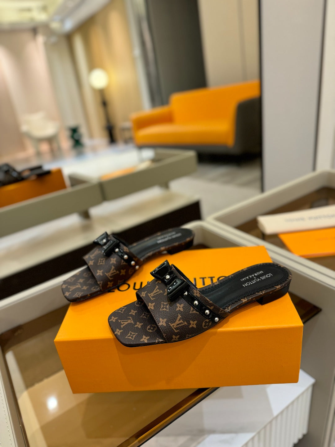 LV X TM 6AM FLAT MULE IN CHOCOLATE BROWN MONOGRAM CALFSKIN、mysite、Cacoeks