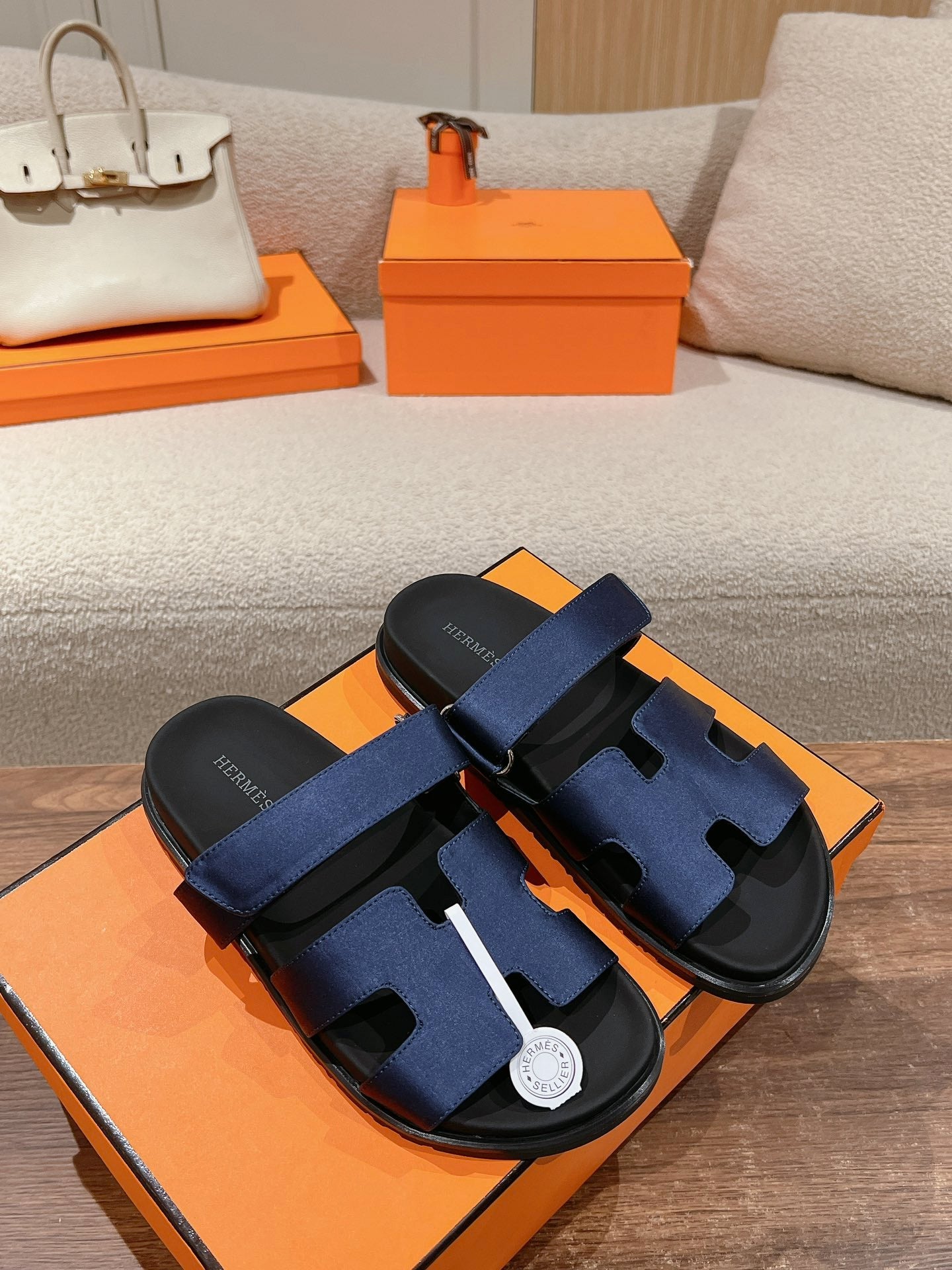 CHYPRE SANDAL BLACK MIX LIGHT BERRY CALFSKIN、mysite、Cacoeks