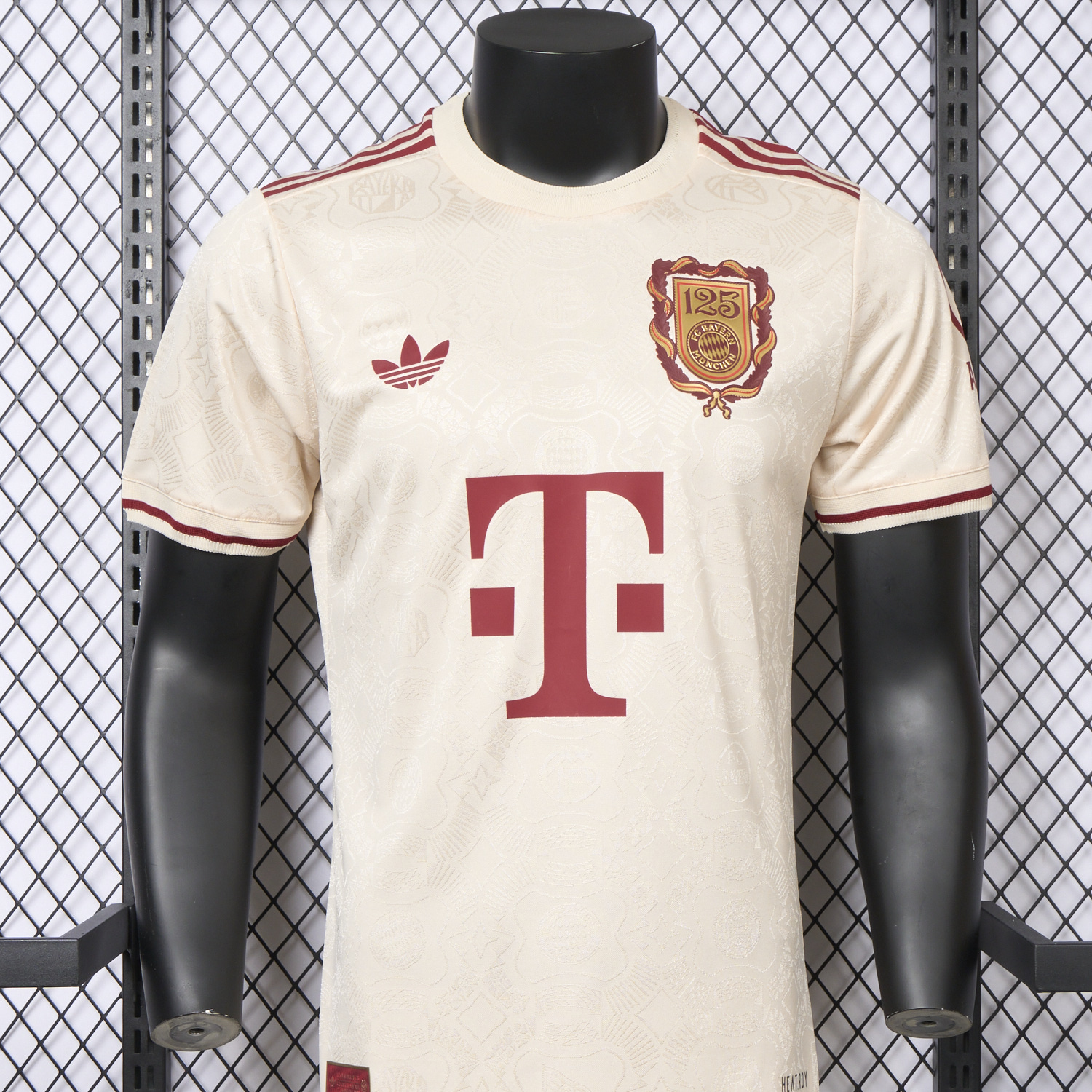 foot-Bayern Munich 2025 Apricot 125th Anniversary Jersey - Player Version