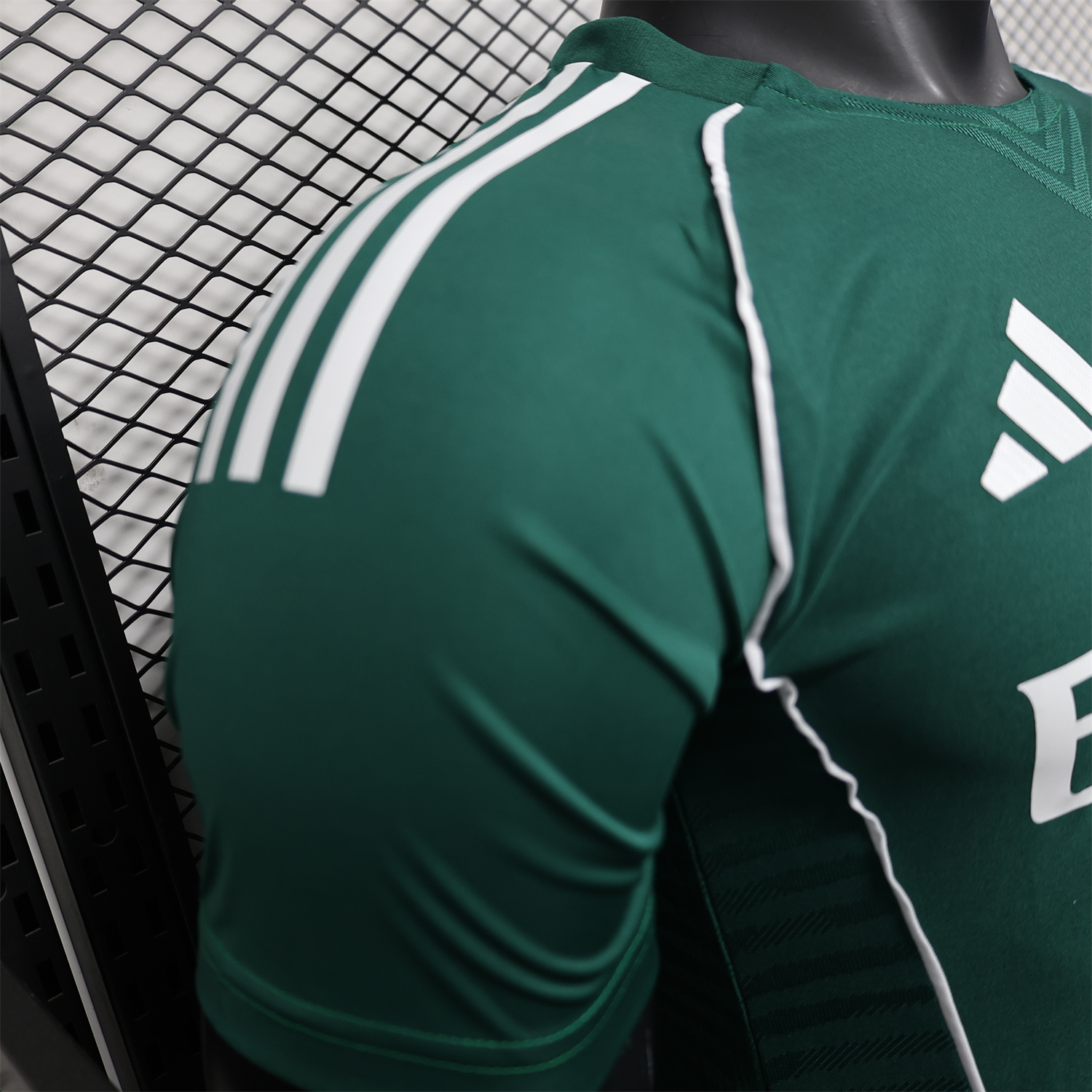 UltraTrikot-Real Madrid 25-26 Green Teamgeist Collar Special Edition Jersey - Player Version