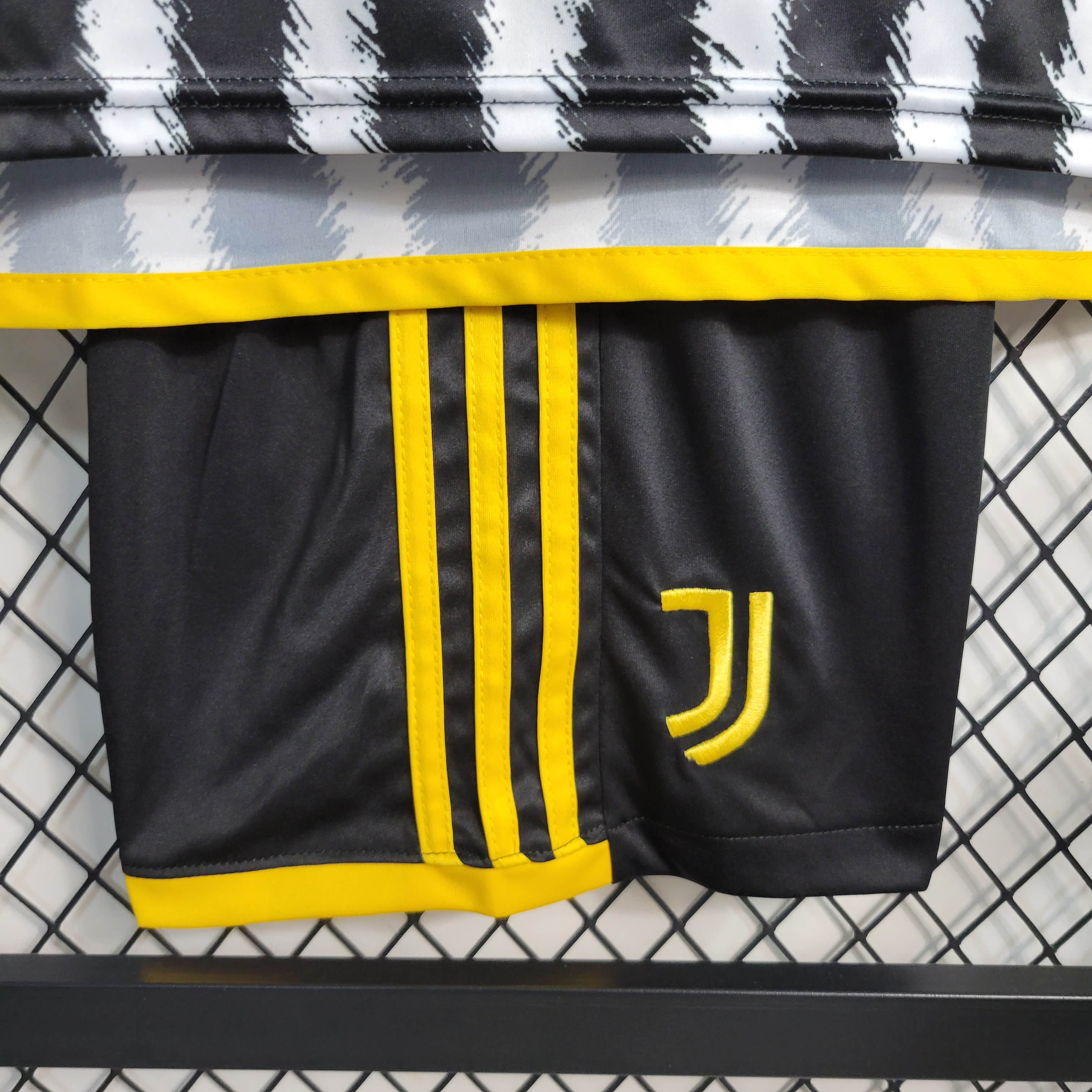 2023/2024 Juventus Home Soccer Jersey 1:1 Thai Quality Kids Size:football jersey mysite: unitedjerseyfootball 邓江浪:football