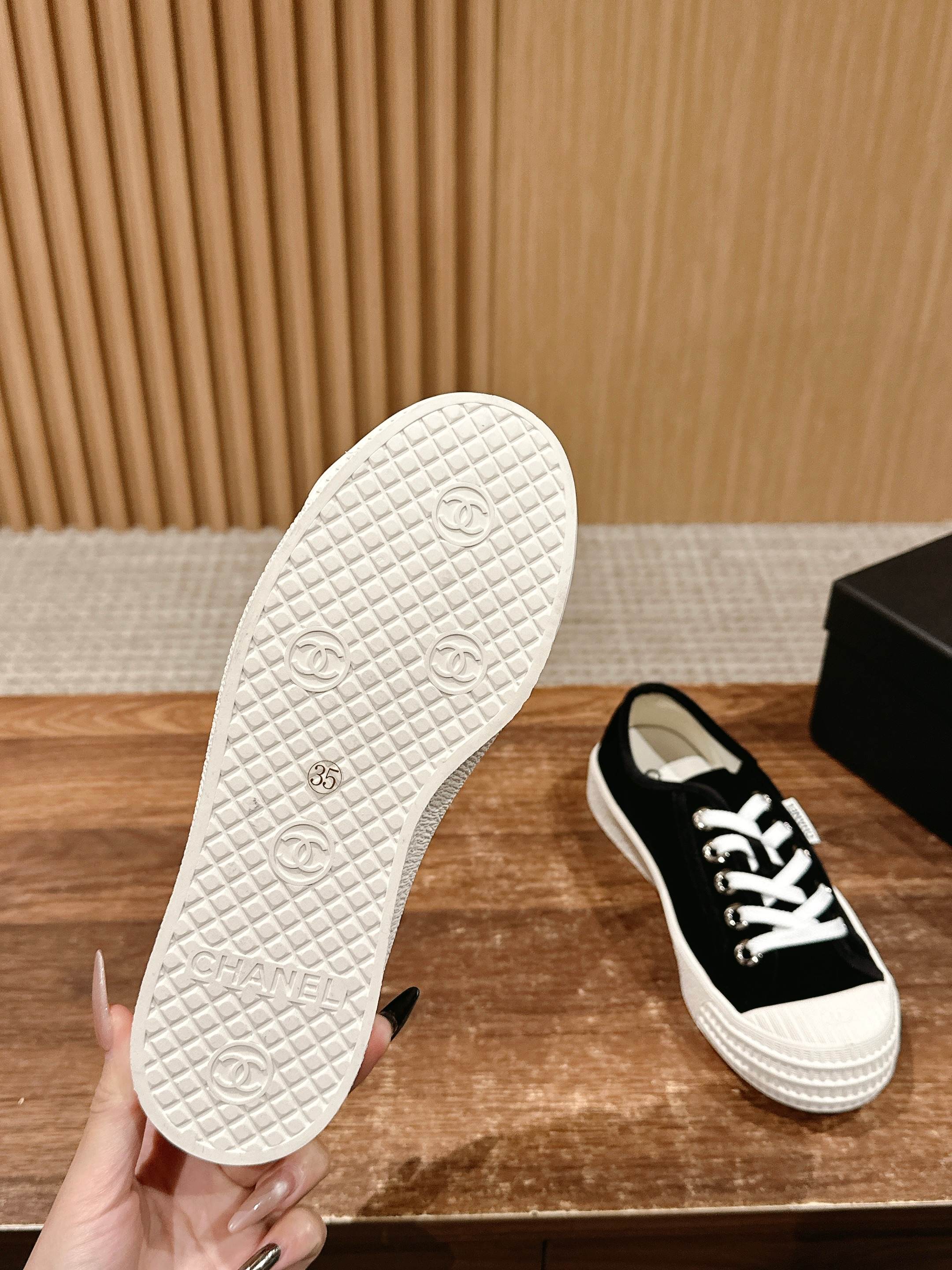 CONVERSE SNEAKER IN BLACK VELVET、mysite、Cacoeks