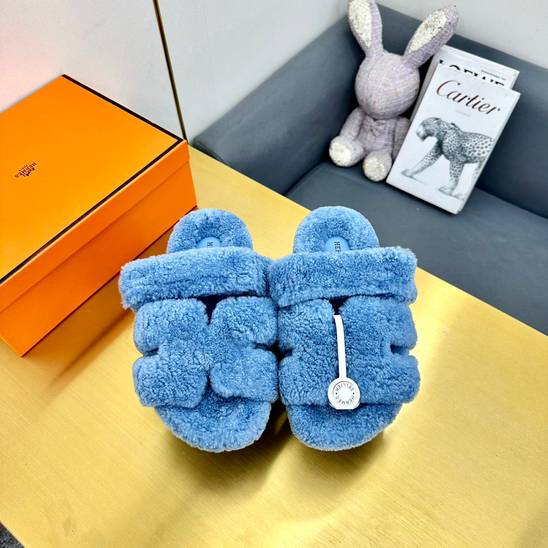 CHYPRE SANDAL IN OCEAN BLUE SHEARLING、mysite、Cacoeks