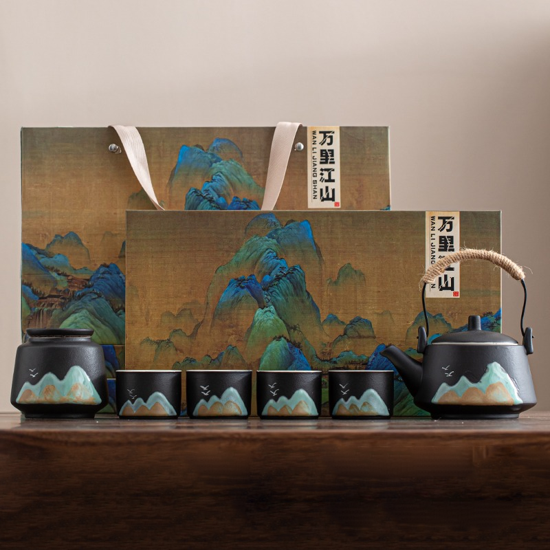 GEEK BAR-https://www.hot-toy.com/