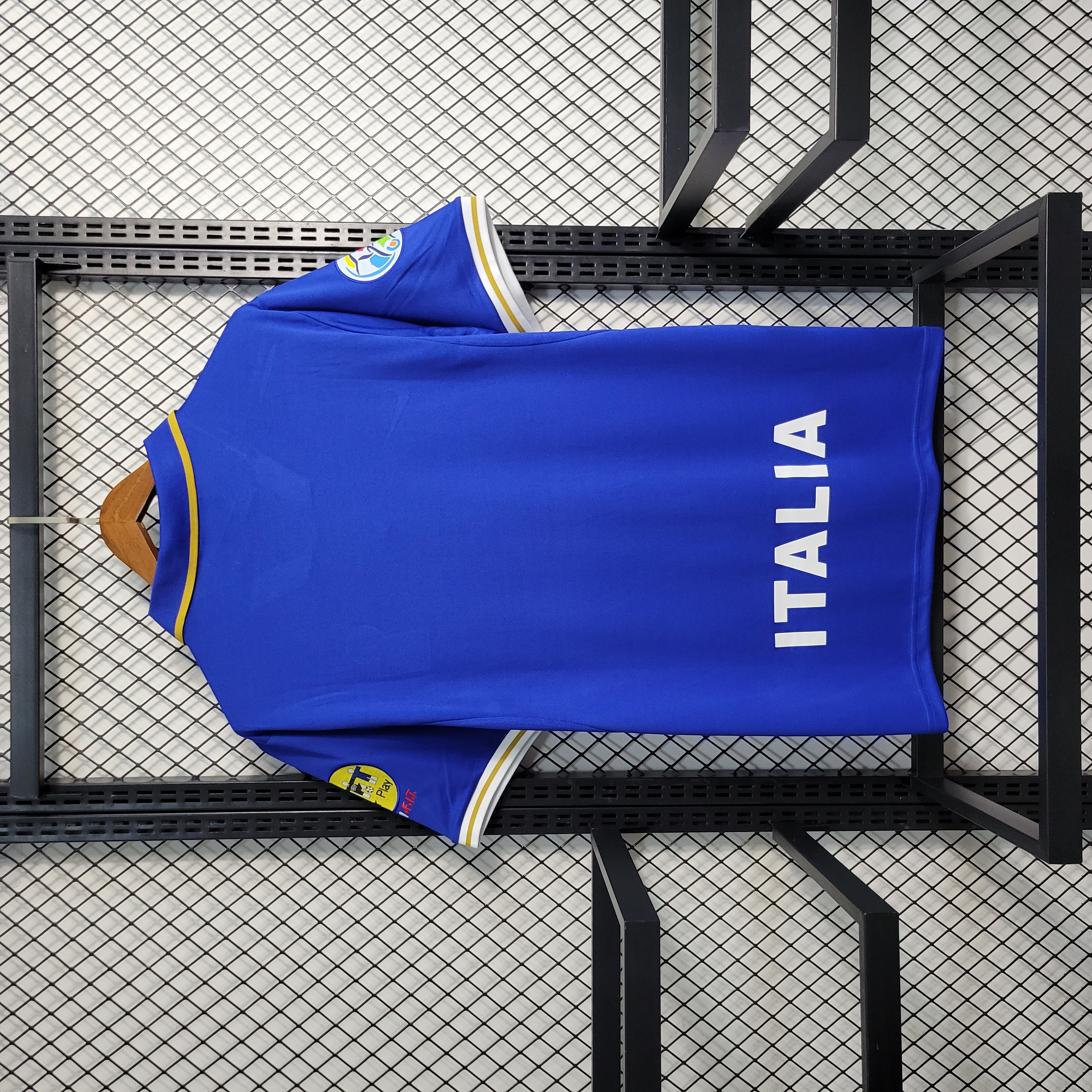 ManixJersey.com | Retro Italy 1996 Home Stadium Jersey -Customize Name, Number and Patch | Worldwide Shipping