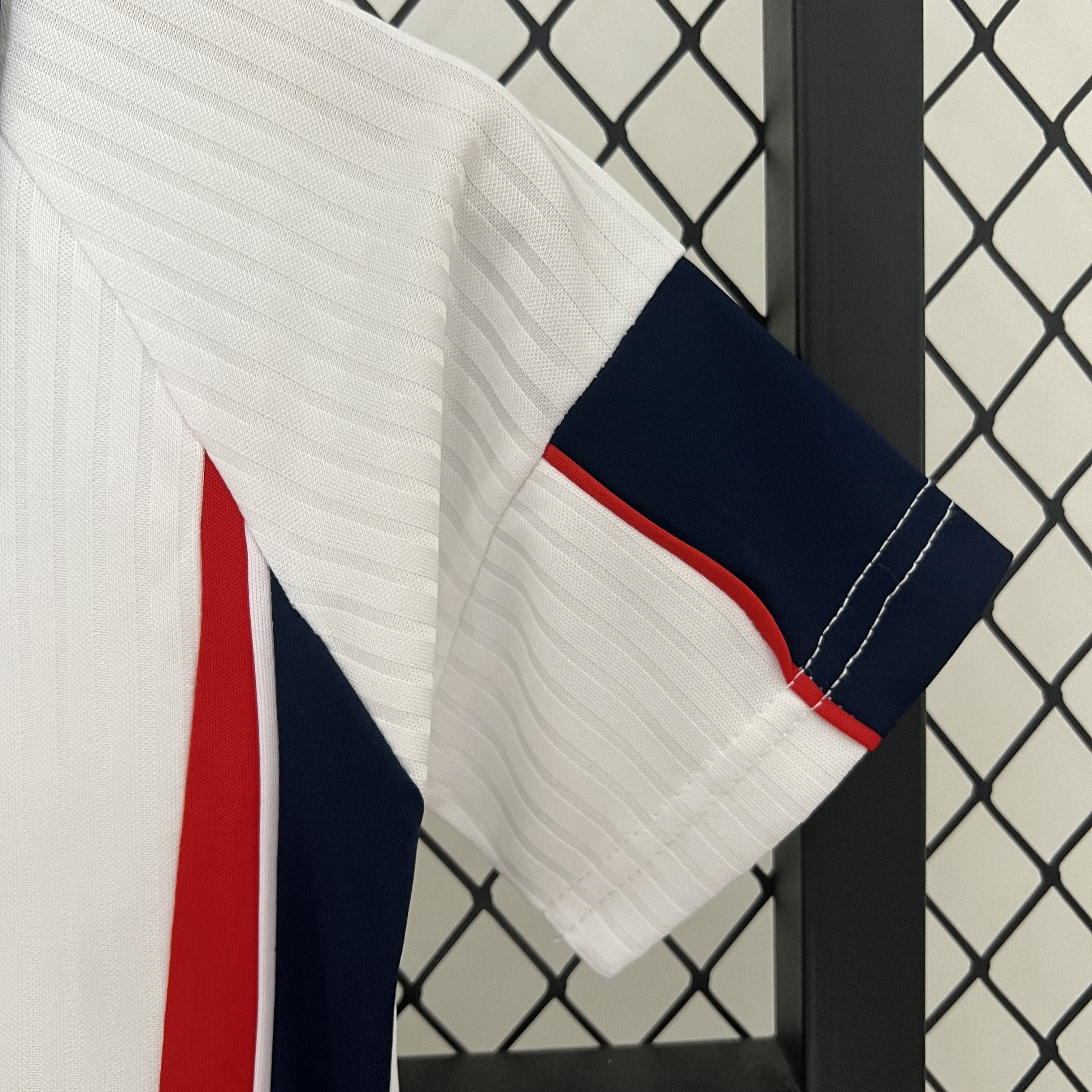 ManixJersey.com | Retro England 1998 Home Stadium Kids Kit -Customize Name, Number and Patch | Worldwide Shipping