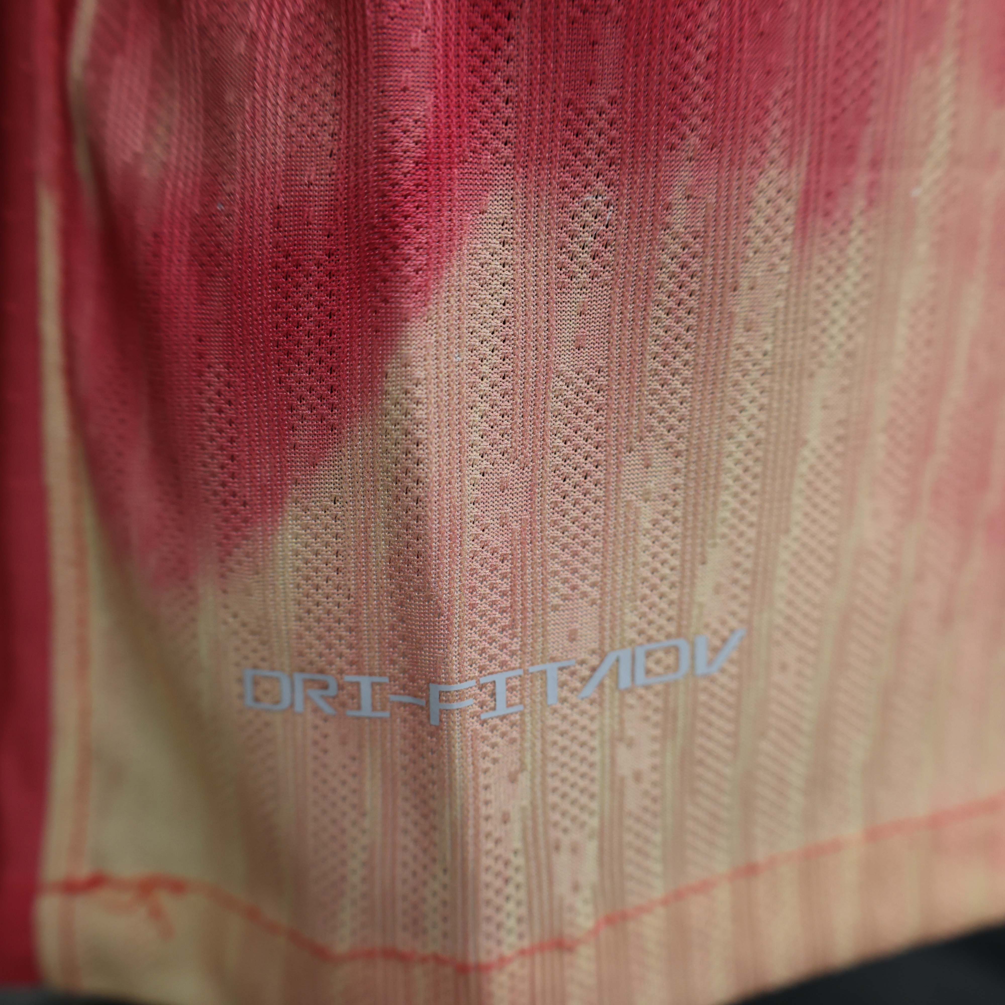 2024/2025 Player Version Barcelona Special Edition Pink Football Shirt 1:1 Thai Quality:football jersey mysite: unitedjerseyfootball 邓江浪:football