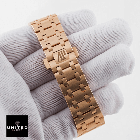 Audemars Piguet 26470OR.OO_.1000OR.01 Rose Gold Bracelet Replica on the hand