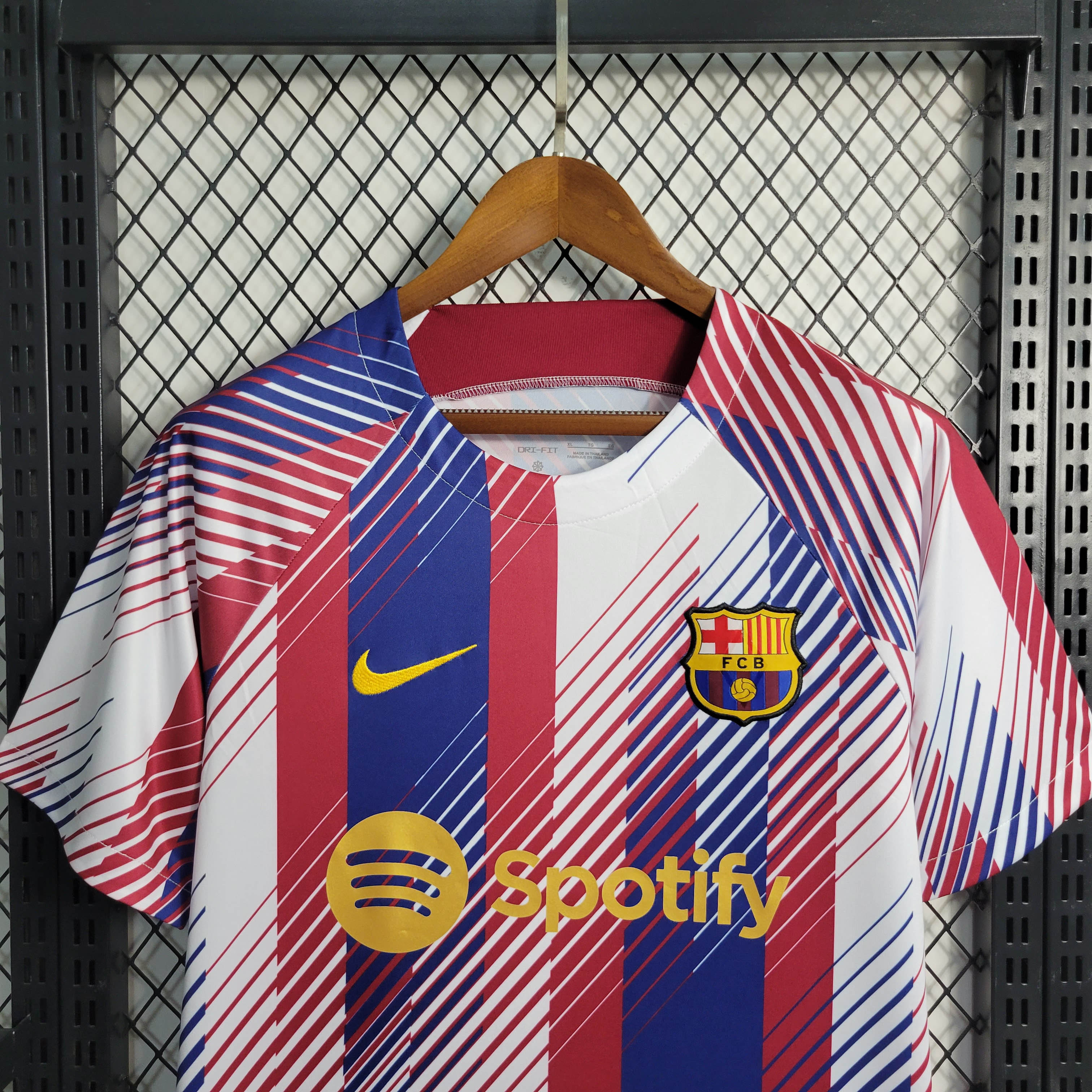 2023/2024 Barcelona Training Wear Red White Blue Jersey:football jersey mysite: unitedjerseyfootball 邓江浪:football