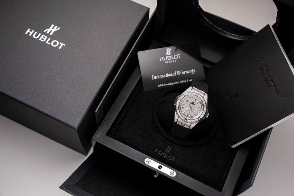 Đồng Hồ Hublot Big Bang One Click Đính Full Đá Replica 11 39mm (2)