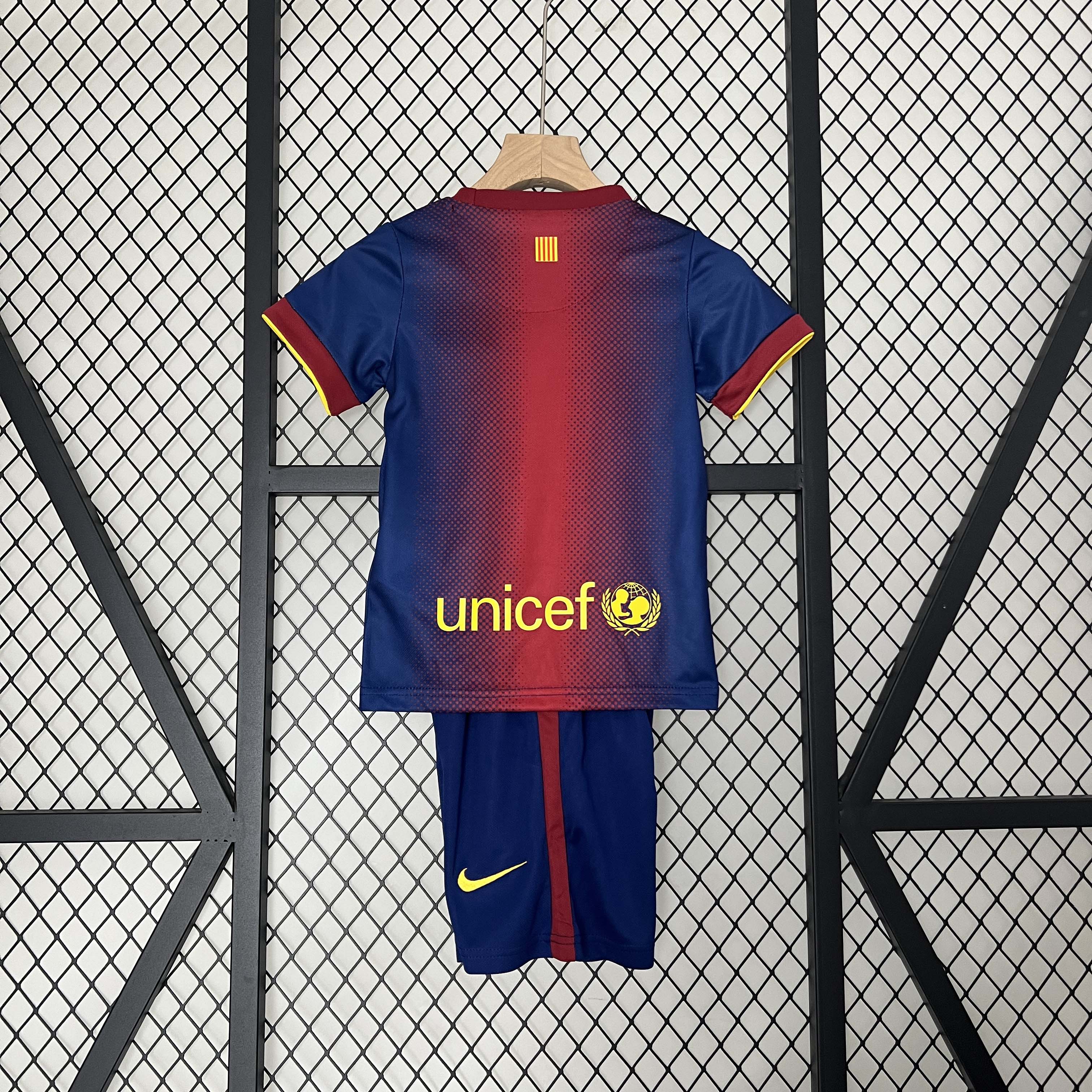 2012/2013 Retro Barcelona Home Football Shirt 1:1 Thai Quality Kids Size:football jersey mysite: unitedjerseyfootball 邓江浪:football