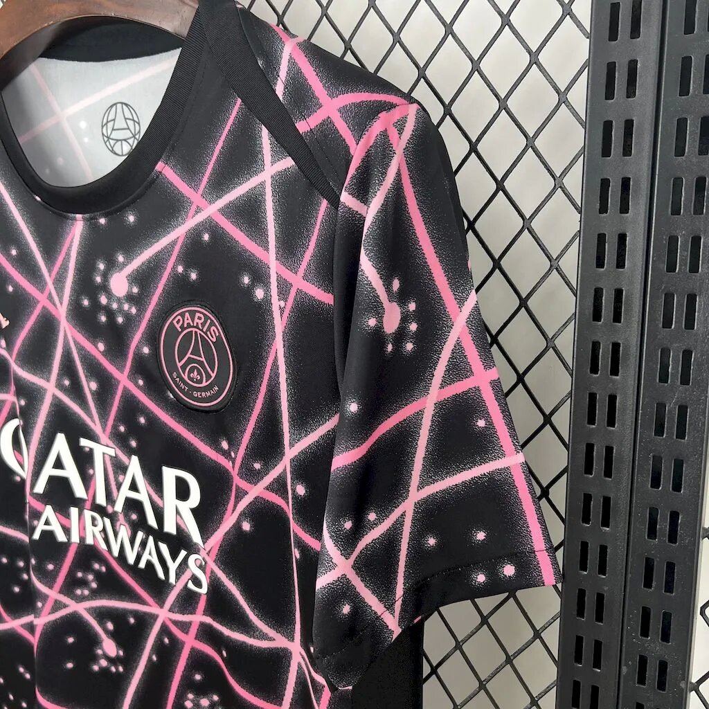 UltraTrikot-Paris Saint-Germain PSG 25-26 Pink Lines Black Pre-Match Training Jersey - Fans Version