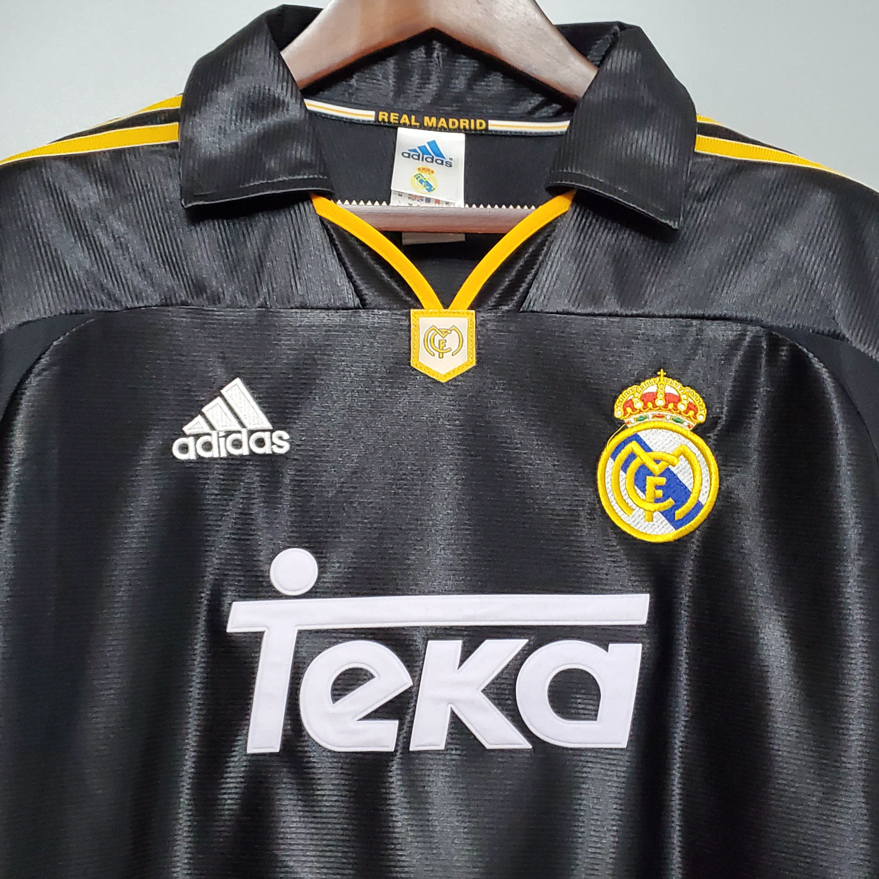 1998/2000 Retro Real Madrid Away:football jersey mysite: unitedjerseyfootball 邓江浪:football